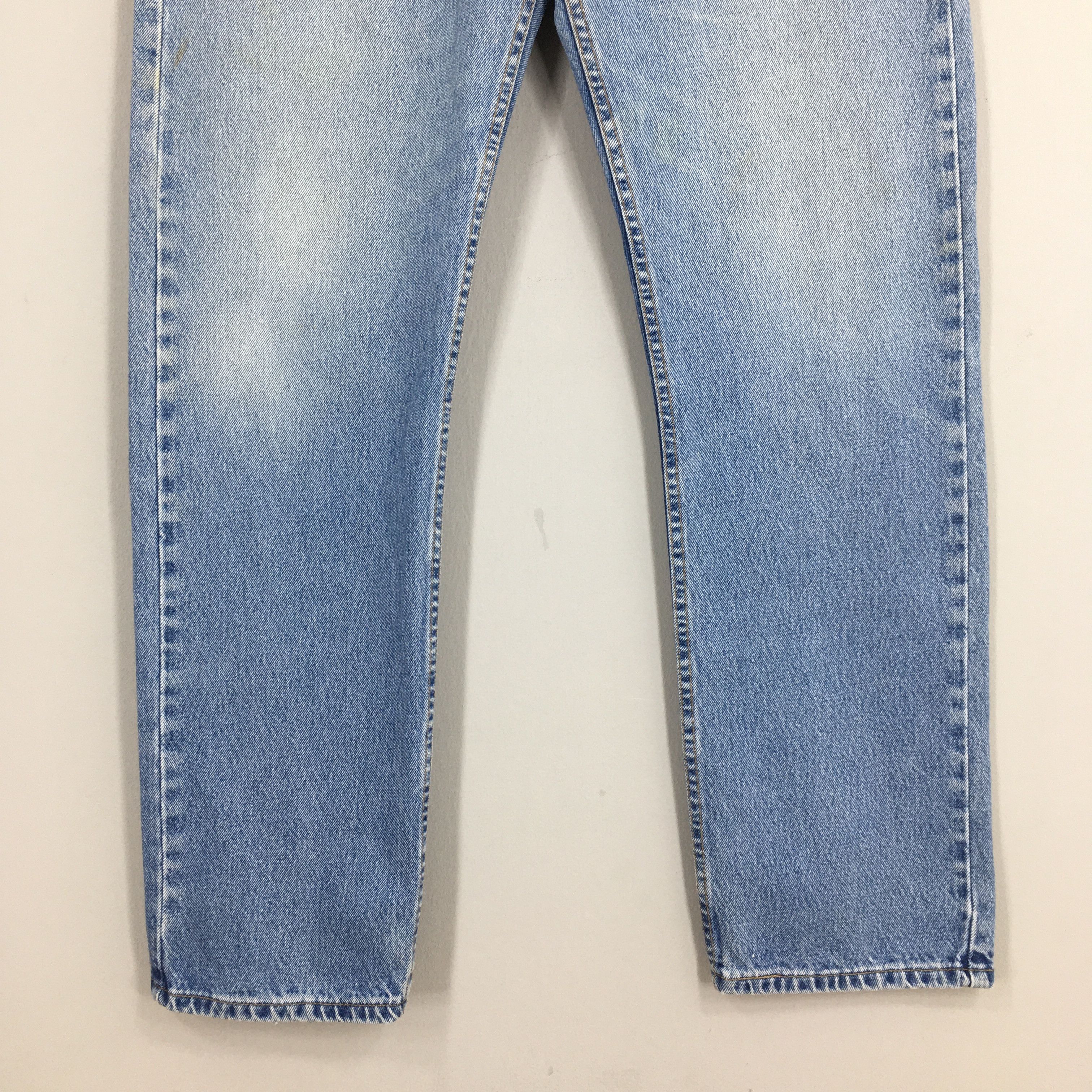 Levi's Size 33x30 Vintage Levi's 505 Light Wash Zipper Jeans S272 Size US 33 - 4 Thumbnail