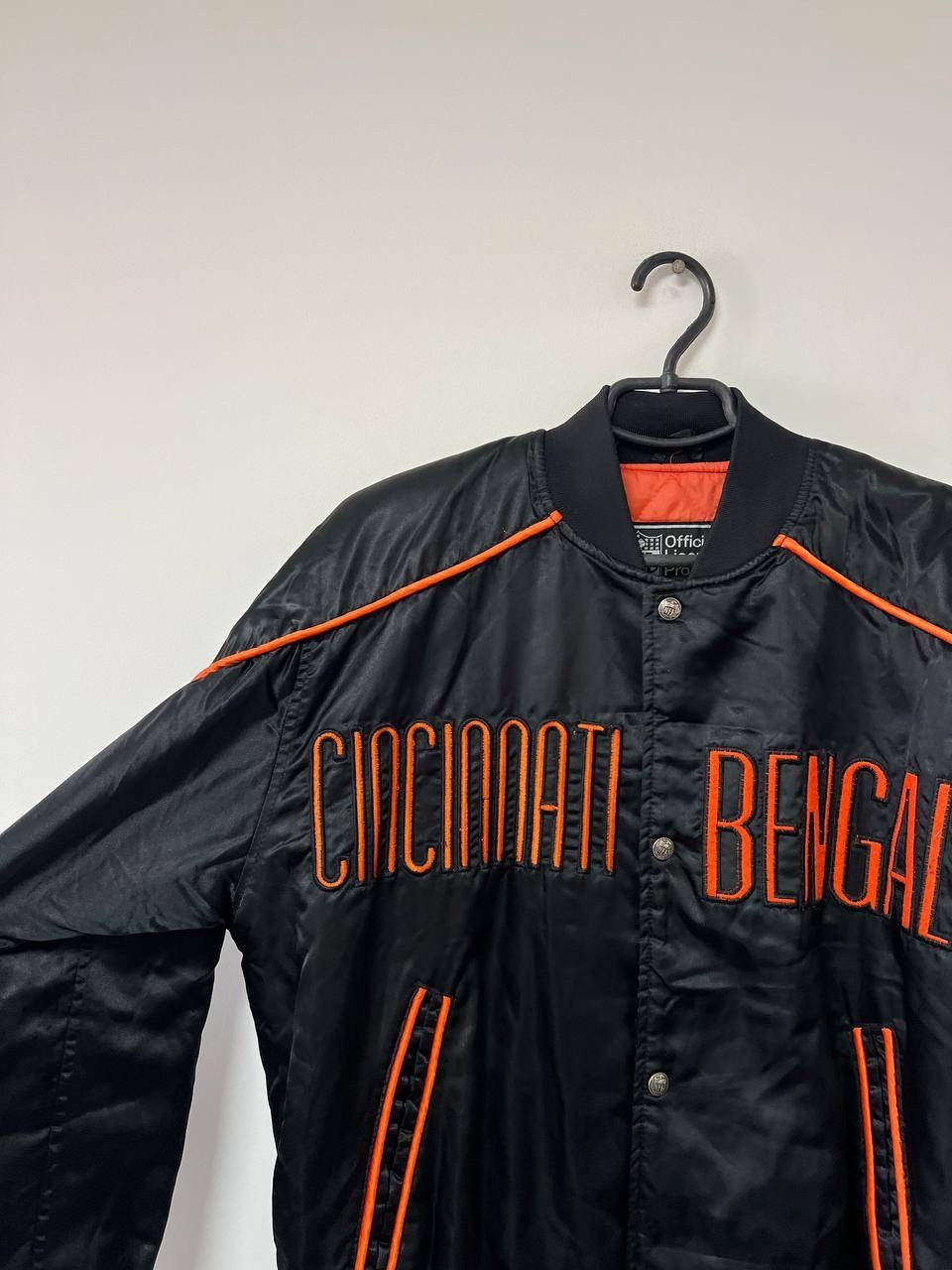 Other Vintage 90s Cincinnati Bengals Bomber Jacket Nfl Campri S/M Size US M / EU 48-50 / 2 - 10 Thumbnail