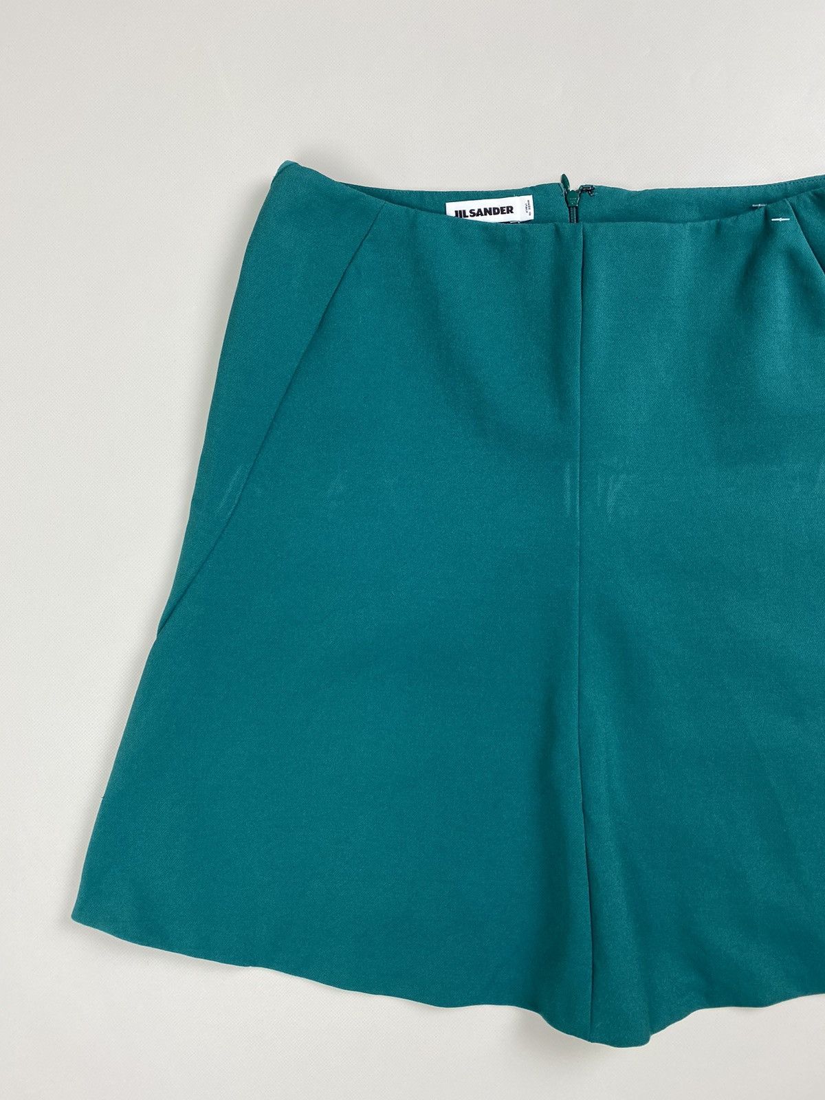 Jil Sander Jil Sander ladies wool skirt Size 27" / US 4 / IT 40 - 2 Thumbnail