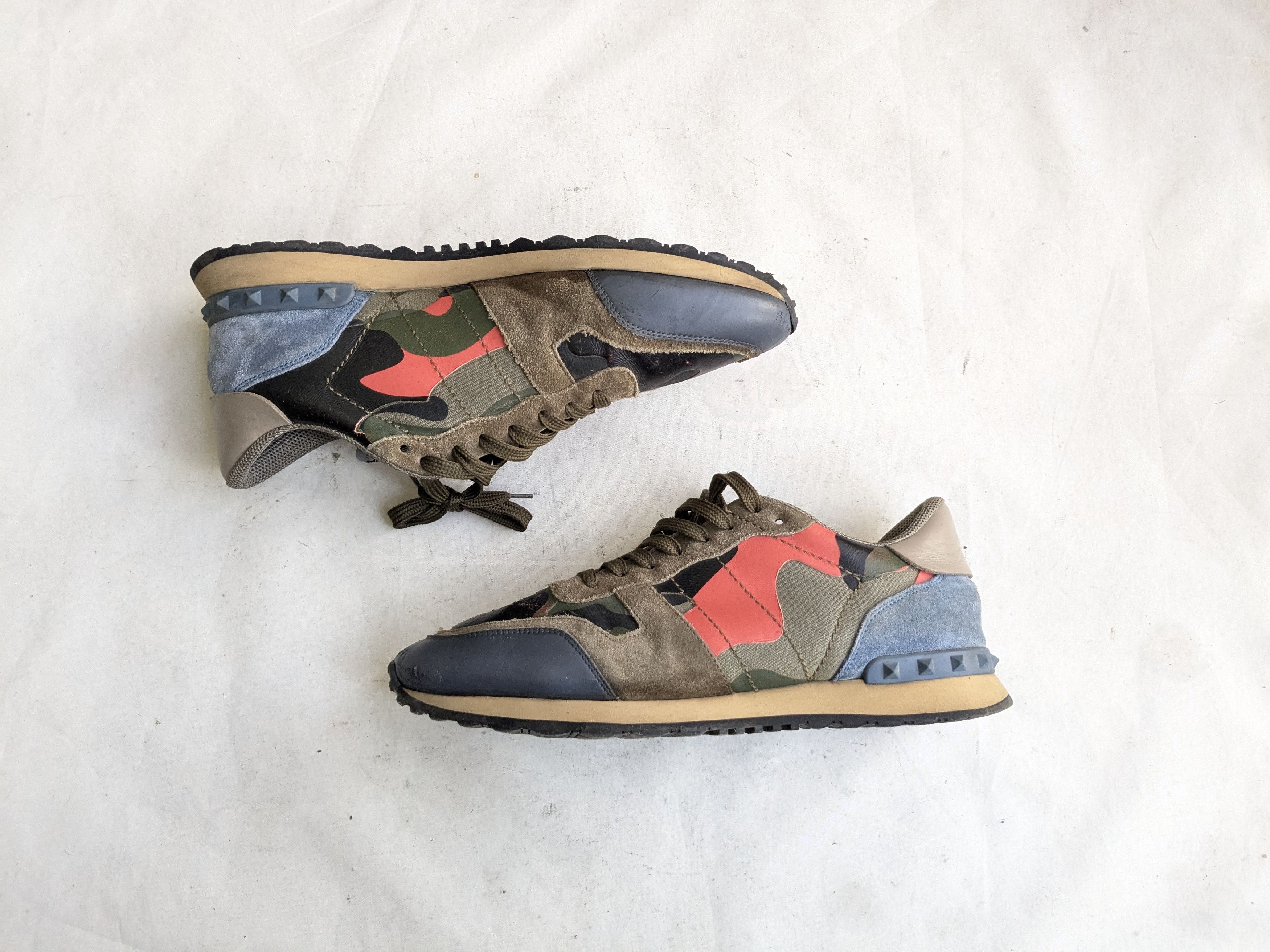 Valentino Valentino Rockstud Sneakers 11 44 Camo Size US 11 / EU 44 - 1 Thumbnail
