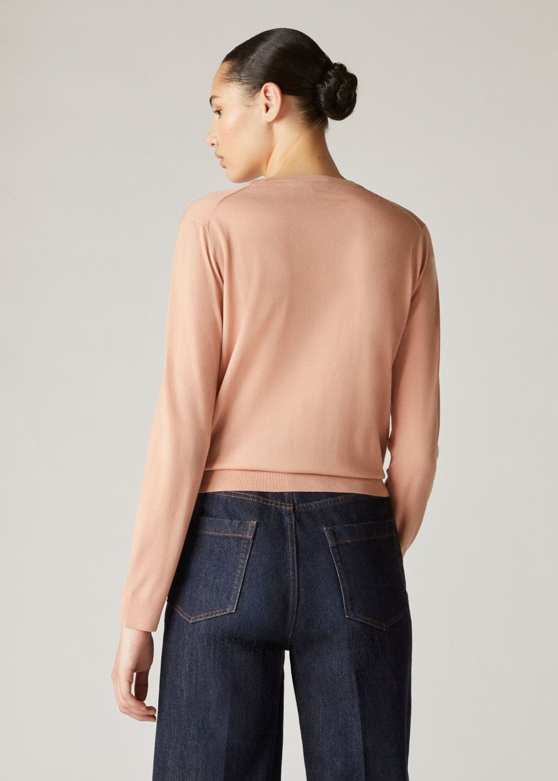Loro Piana o1srvl11e0125 Valsesia Crewneck Sweater in Light Pink Size XS / US 0-2 / IT 36-38 - 3 Thumbnail