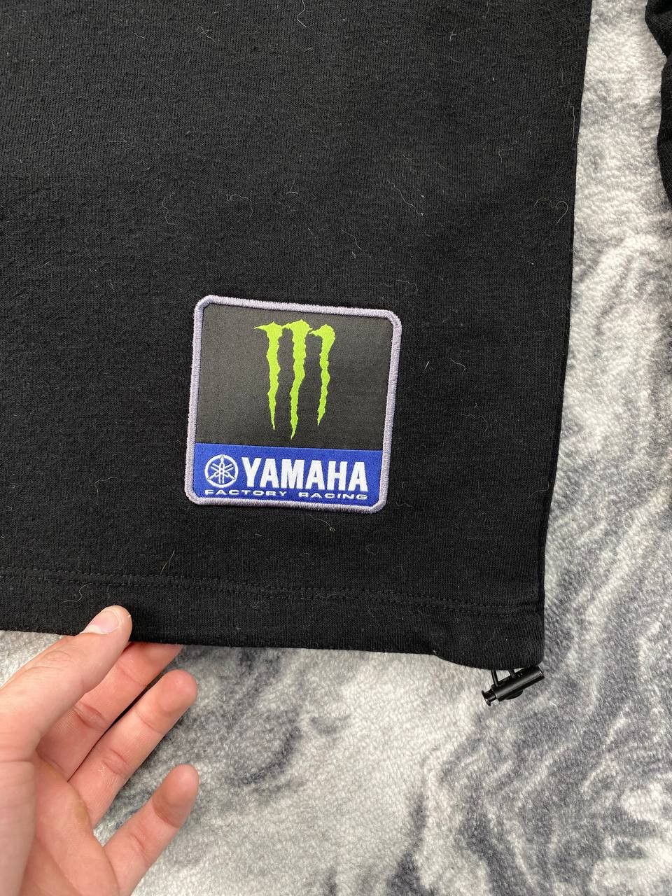Yamaha Vintage Yamaha Factory Racing Valentino Rossi Zip Hoodie Size US XL / EU 56 / 4 - 15 Thumbnail