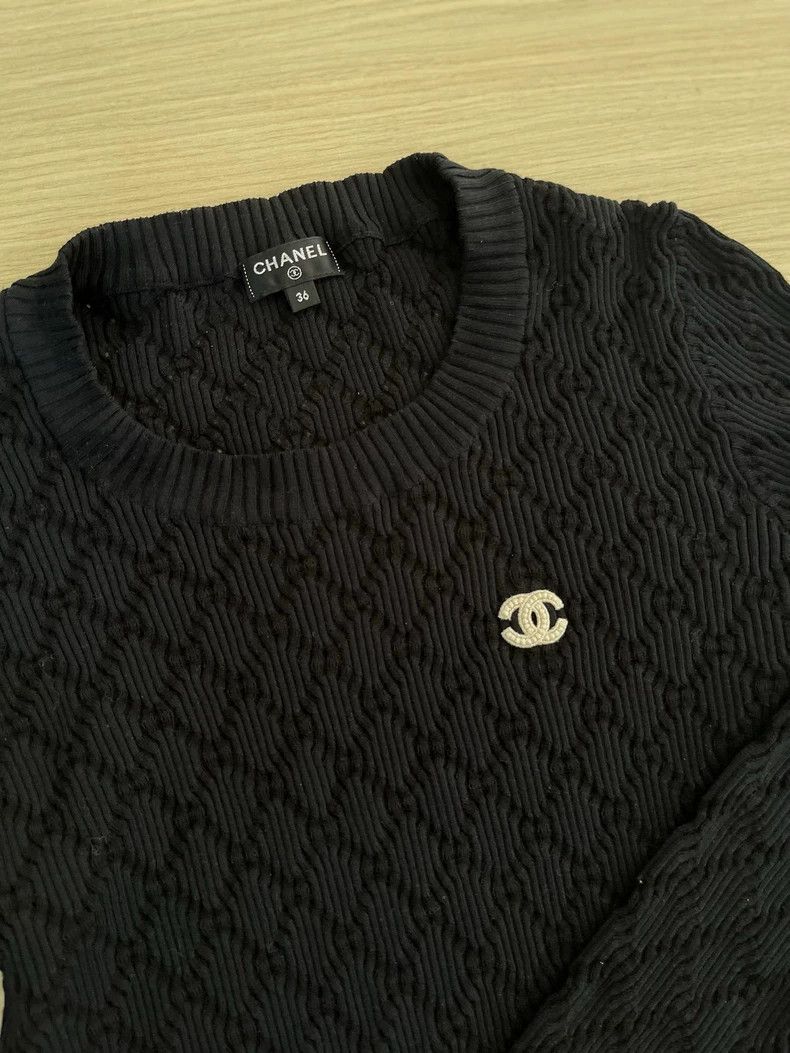 Chanel Chanel 20p black logo long sleeves Size XS / US 0-2 / IT 36-38 - 4 Thumbnail