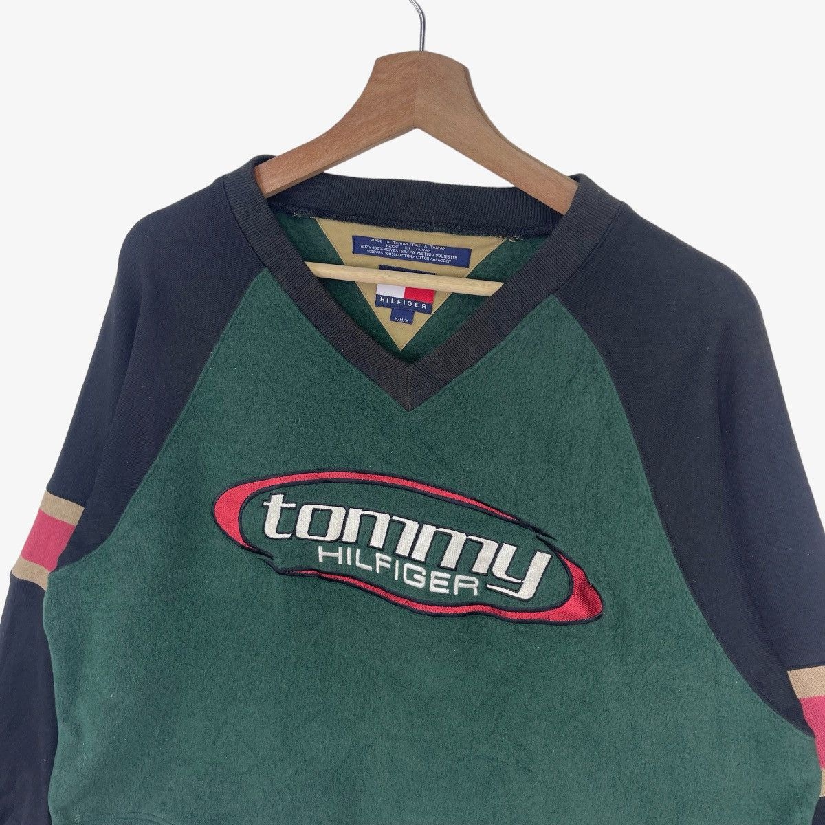 Tommy Hilfiger × Vintage 90’s Tommy Hilfiger Cropped Sweatshirt Size M / US 6-8 / IT 42-44 - 4 Thumbnail