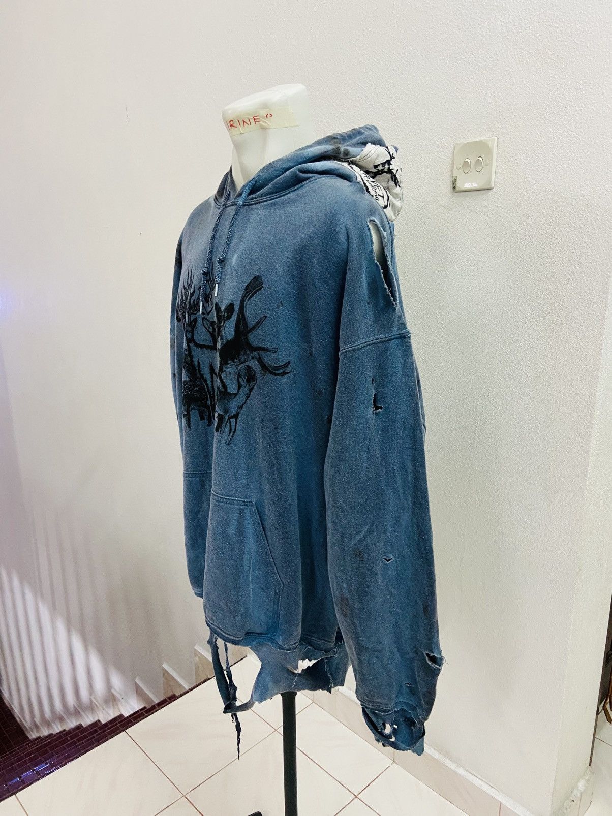 Designer VELVET BRETT WESTFALL DISTRESSED HOODIE Size US S / EU 44-46 / 1 - 5 Thumbnail
