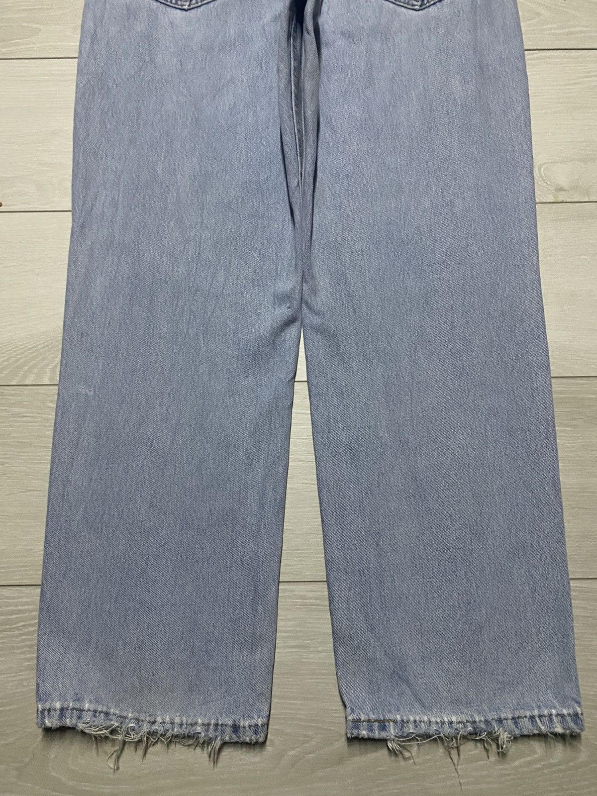 Levi's Vintage Levis 550 Y2K Light Wash Distressed Loose Jeans Size US 35 - 6 Thumbnail