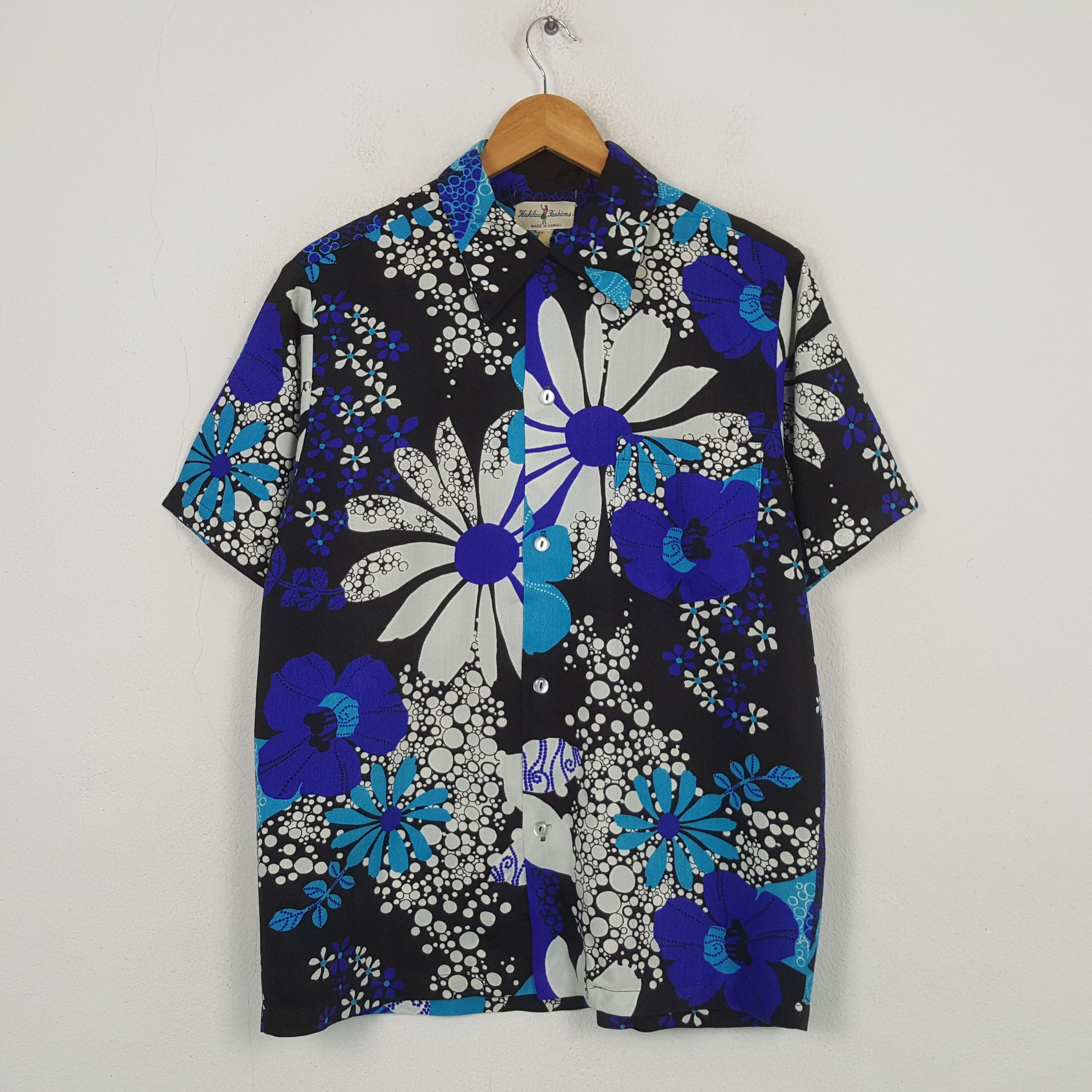 Vintage Vintage Hawaii American Style Shirt RR28 Size US L / EU 52-54 / 3 - 1 Thumbnail