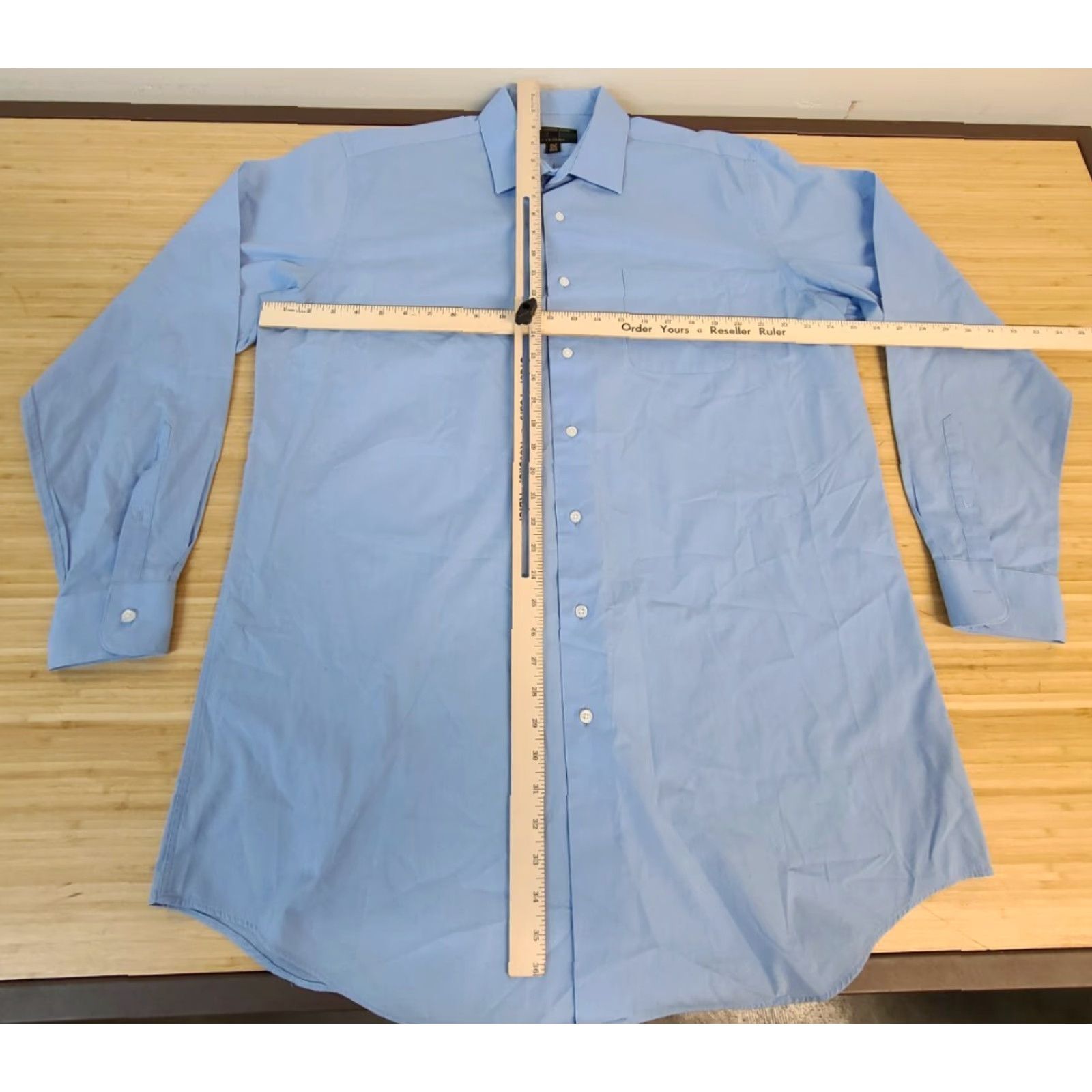 Alexander Julian Alexander Julian Colours Blue Button Front Shirt XLT Sleeve 36-37 17- 17 1/2 Mens Big & Tall Button-Up Classic 100% Cotton Solid Blue Shirt Vintage) Size US XL / EU 56 / 4 - 3 Thumbnail