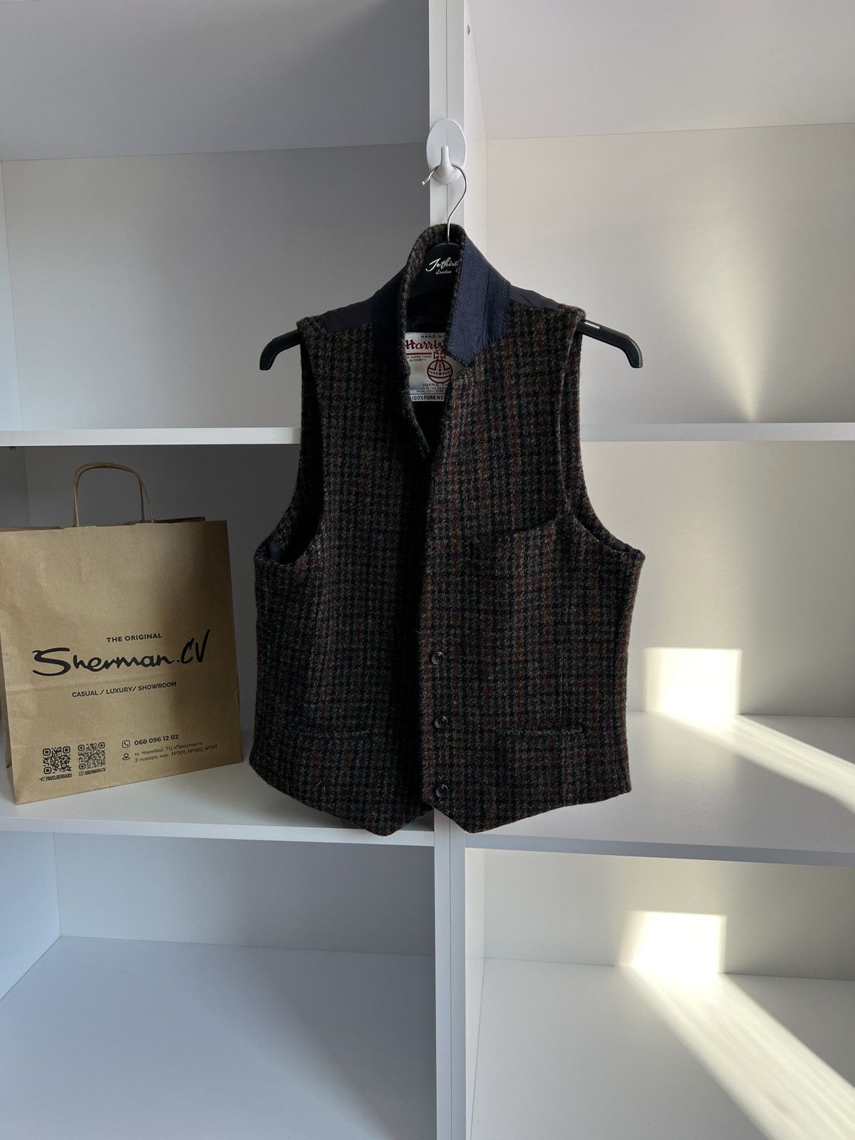 Harris Tweed × Vintage Vintage Harris Tweed Wool old money style vest Size US M / EU 48-50 / 2 - 1 Thumbnail