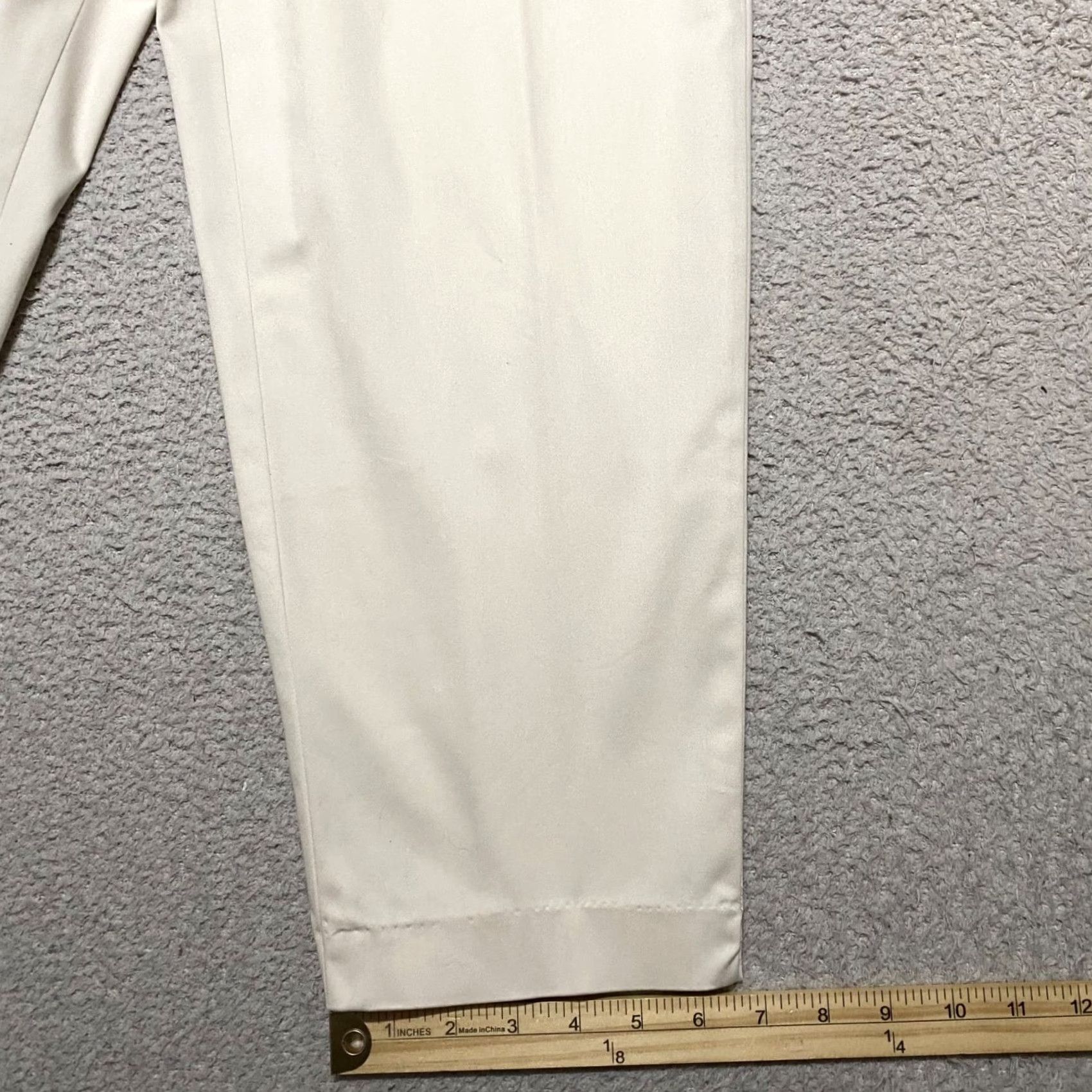 Talbots Talbots Womens Pants Beige 12P Petite Straight Dress Pants Flat Front Button Zip Machine Washable Beiges Family: Preppy Mens? No Size 34" / US 12 / IT 48 - 4 Thumbnail