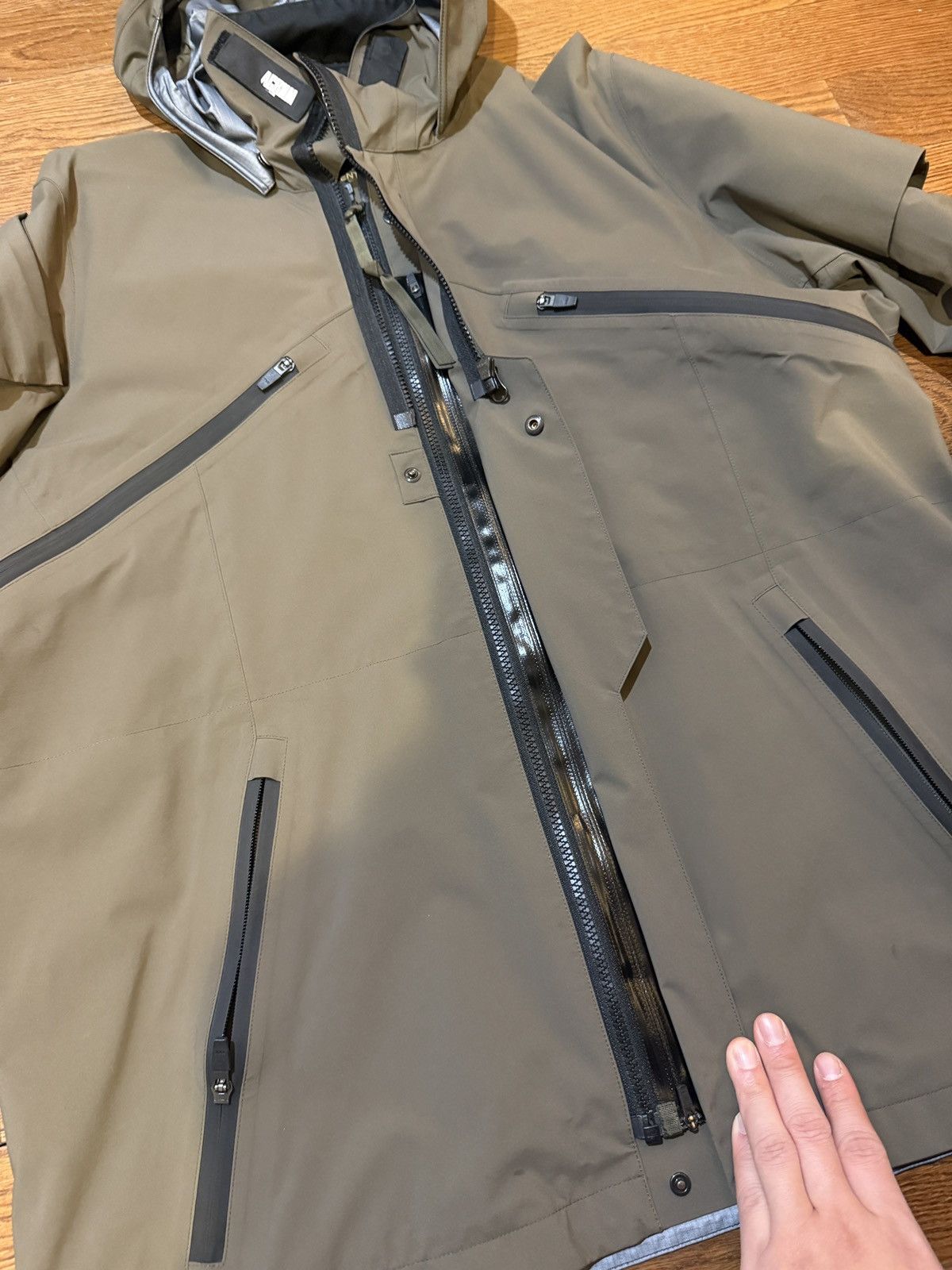 Acronym Acronym J1B-GT Gore-Tex Pro RAF Green Jacket FW 2021 (XL) Size US XL / EU 56 / 4 - 4 Thumbnail