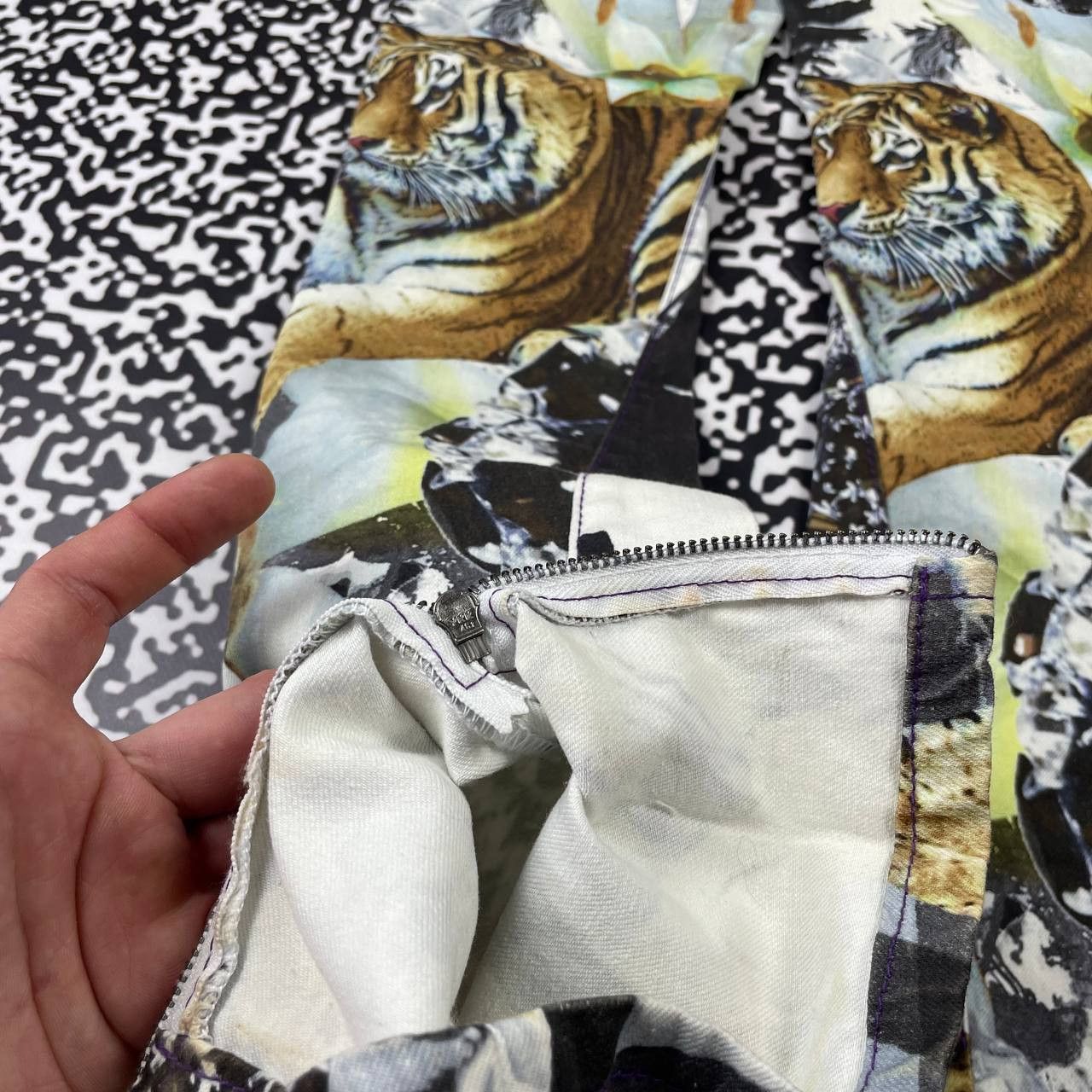Philipp Plein Vintage Y2K Philipp Plein Tiger Animal Jeans Luxury Style Size 28" / US 6 / IT 42 - 19 Thumbnail