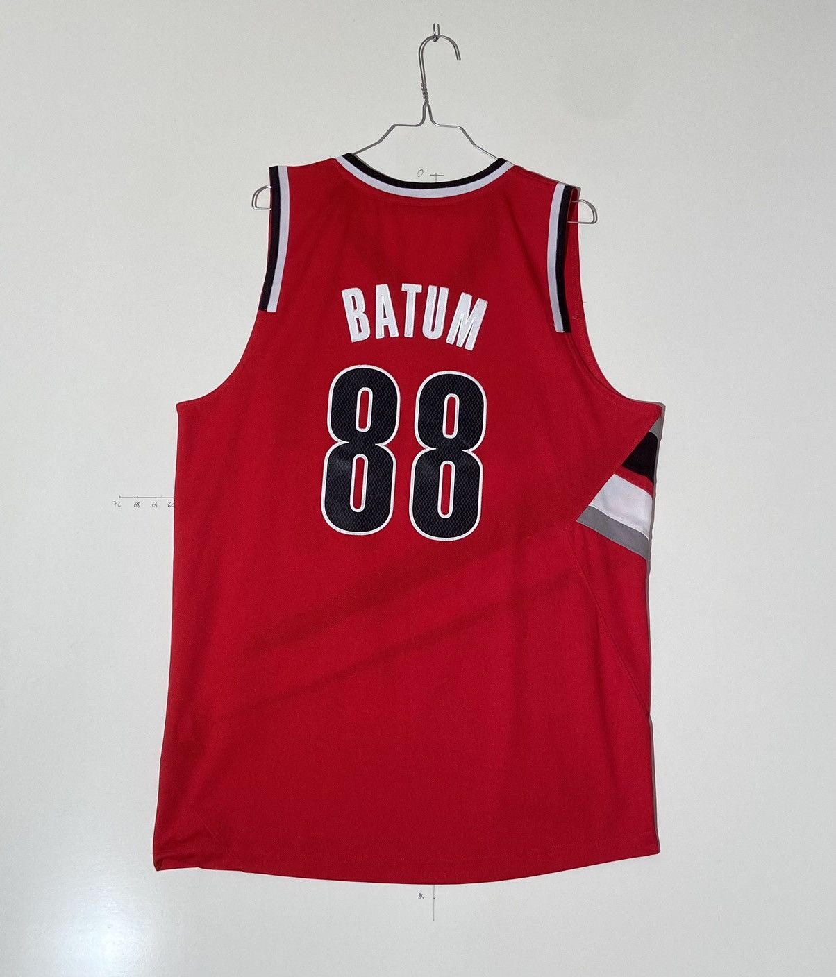Adidas Nic Batum Portland Trail Blazers NBA Size US M / EU 48-50 / 2 - 2 Thumbnail