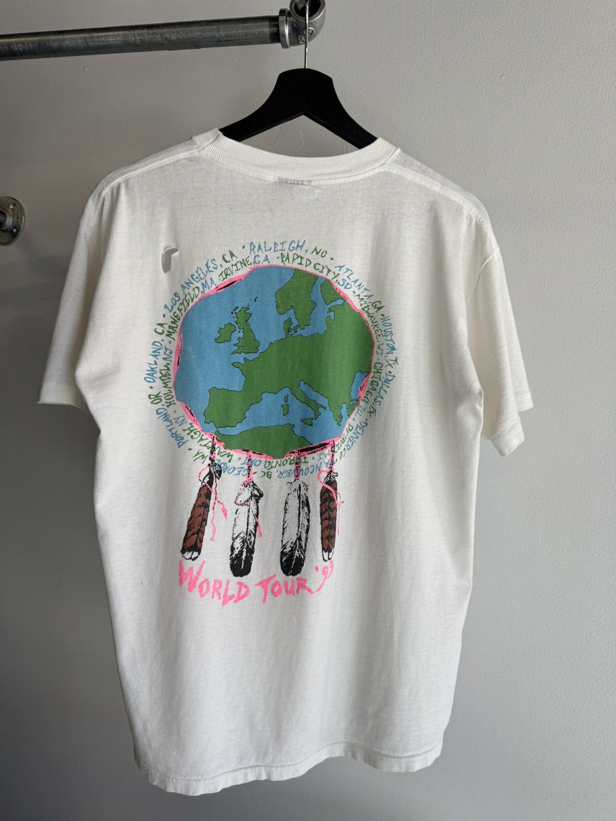 Vintage Vintage 1993 Neil Young Size US L / EU 52-54 / 3 - 5 Thumbnail