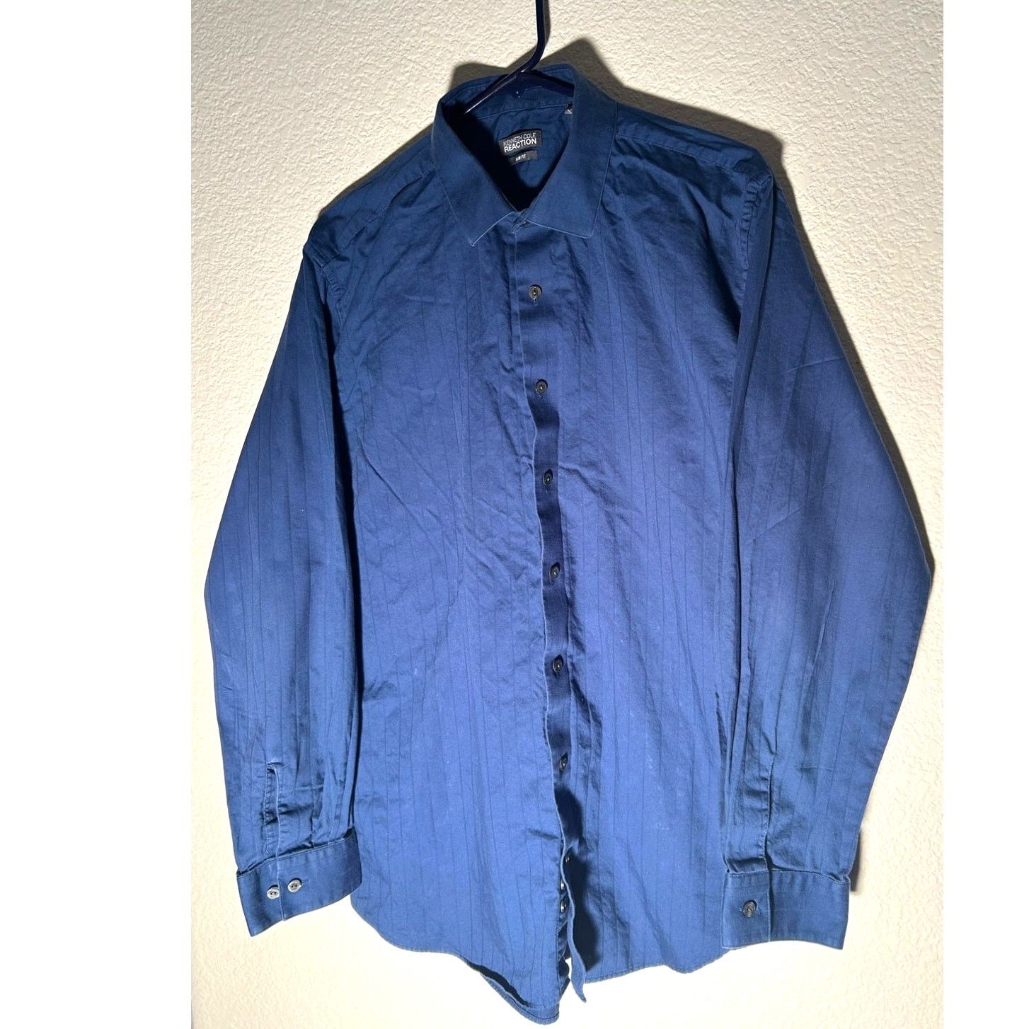 Kenneth Cole Kenneth Cole Blue Button-Up Shirt - Men's 17 1/2 Size US L / EU 52-54 / 3 - 3 Thumbnail
