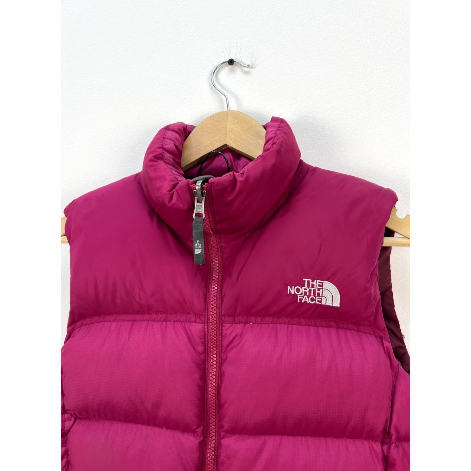 The North Face VINTAGE The North Face 700 Nuptse Puffer Vest Pink Womens M Shirt Vest Pink Womens 90s? Size M / US 6-8 / IT 42-44 - 3 Thumbnail