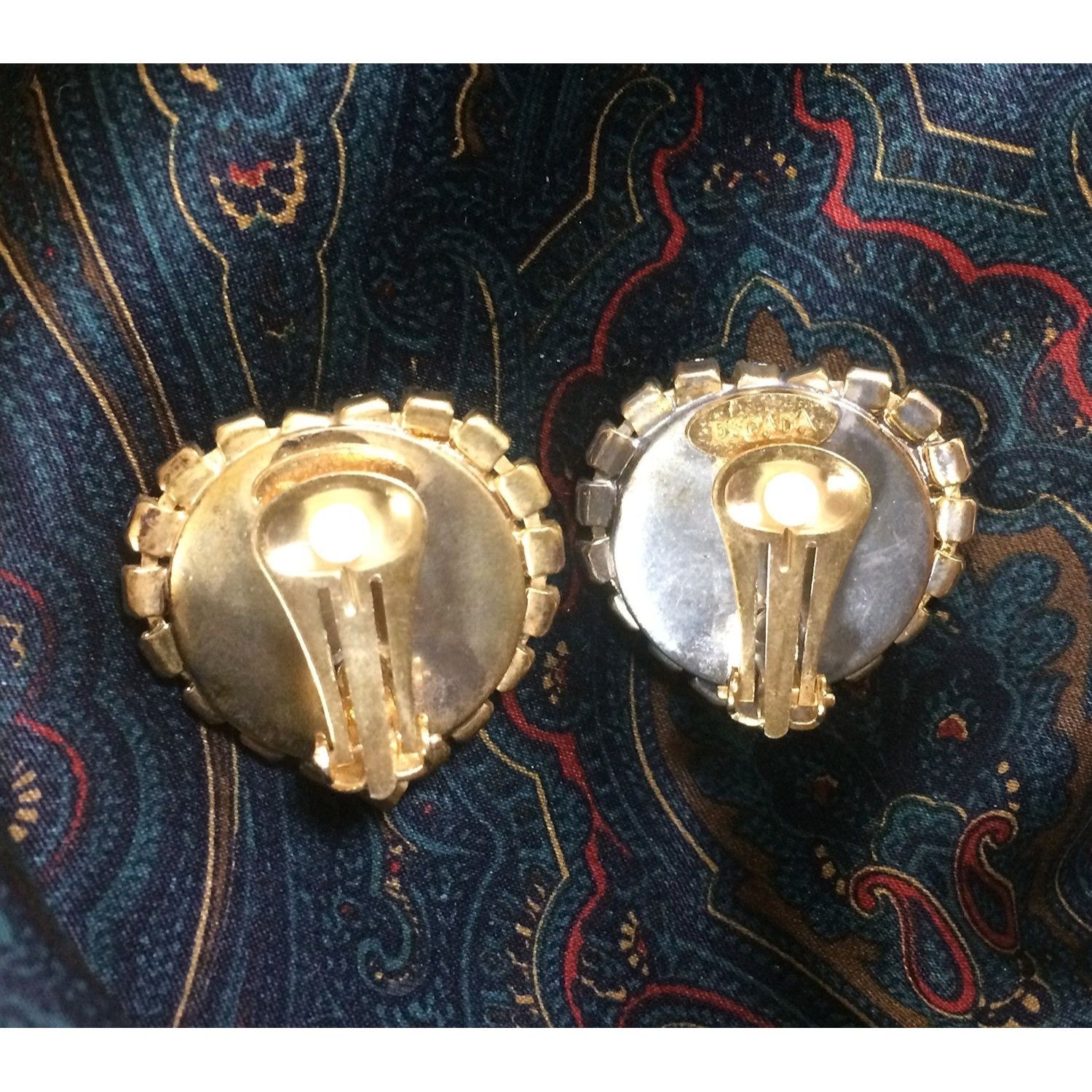 Escada Vintage ESCADA faux pearl heart earrings with crystals Size ONE SIZE - 6 Thumbnail