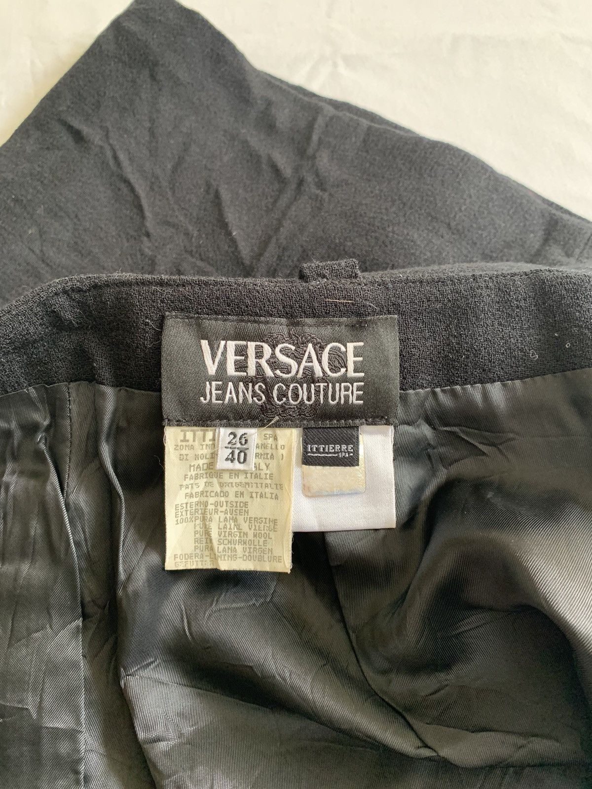 Versace LUXURY💃🏼VERSACE BLACK MINI SKIRT Size 25" / US 0 / IT 36 - 9 Thumbnail