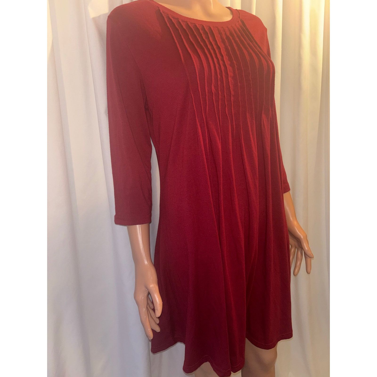 The Unbranded Brand Red Pleated Dress Size Large Size L / US 10 / IT 46 - 2 Thumbnail