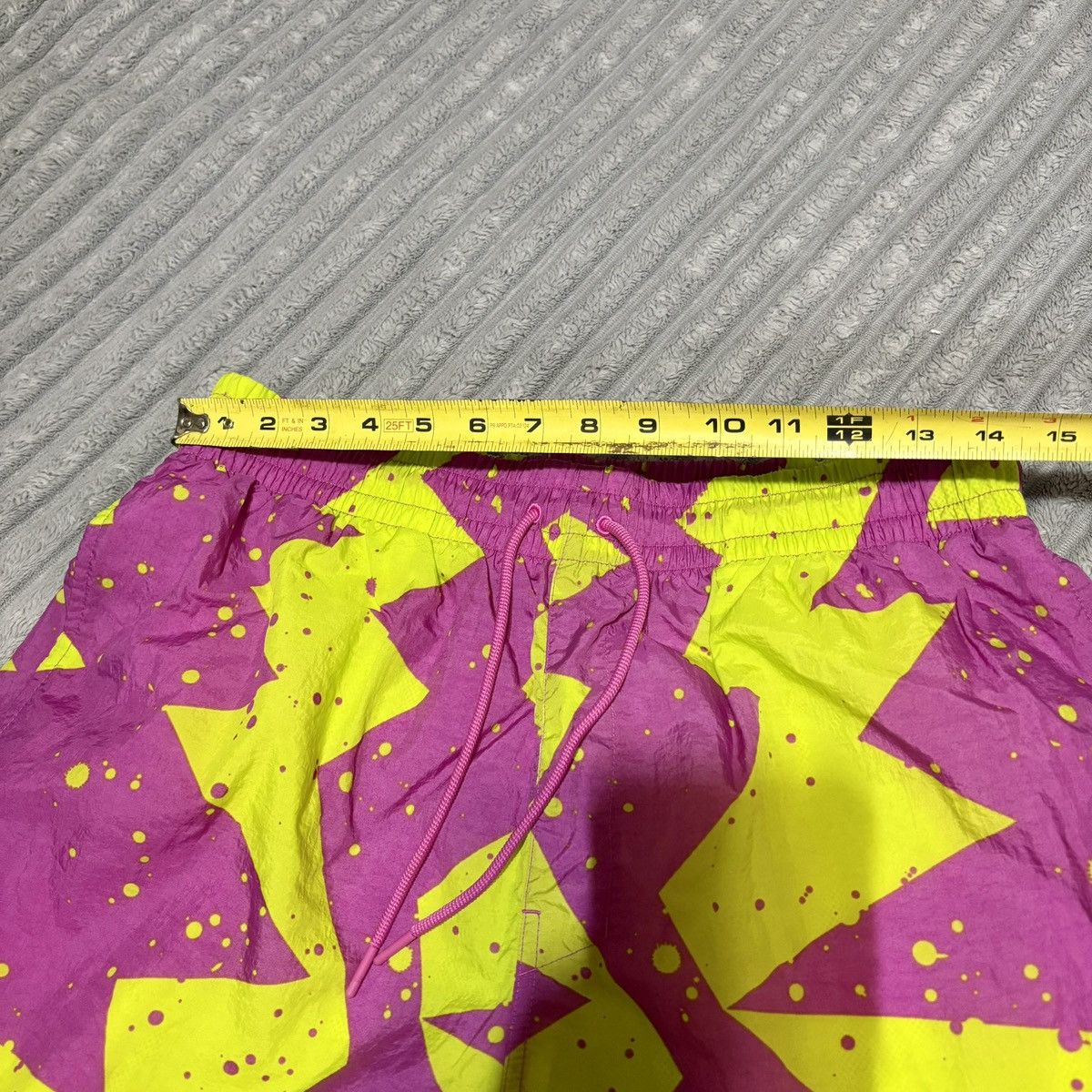 Jordan Brand Nike Air Jordan Jumpman Poolside Shorts (Size Large) Size US 34 / EU 50 - 4 Thumbnail