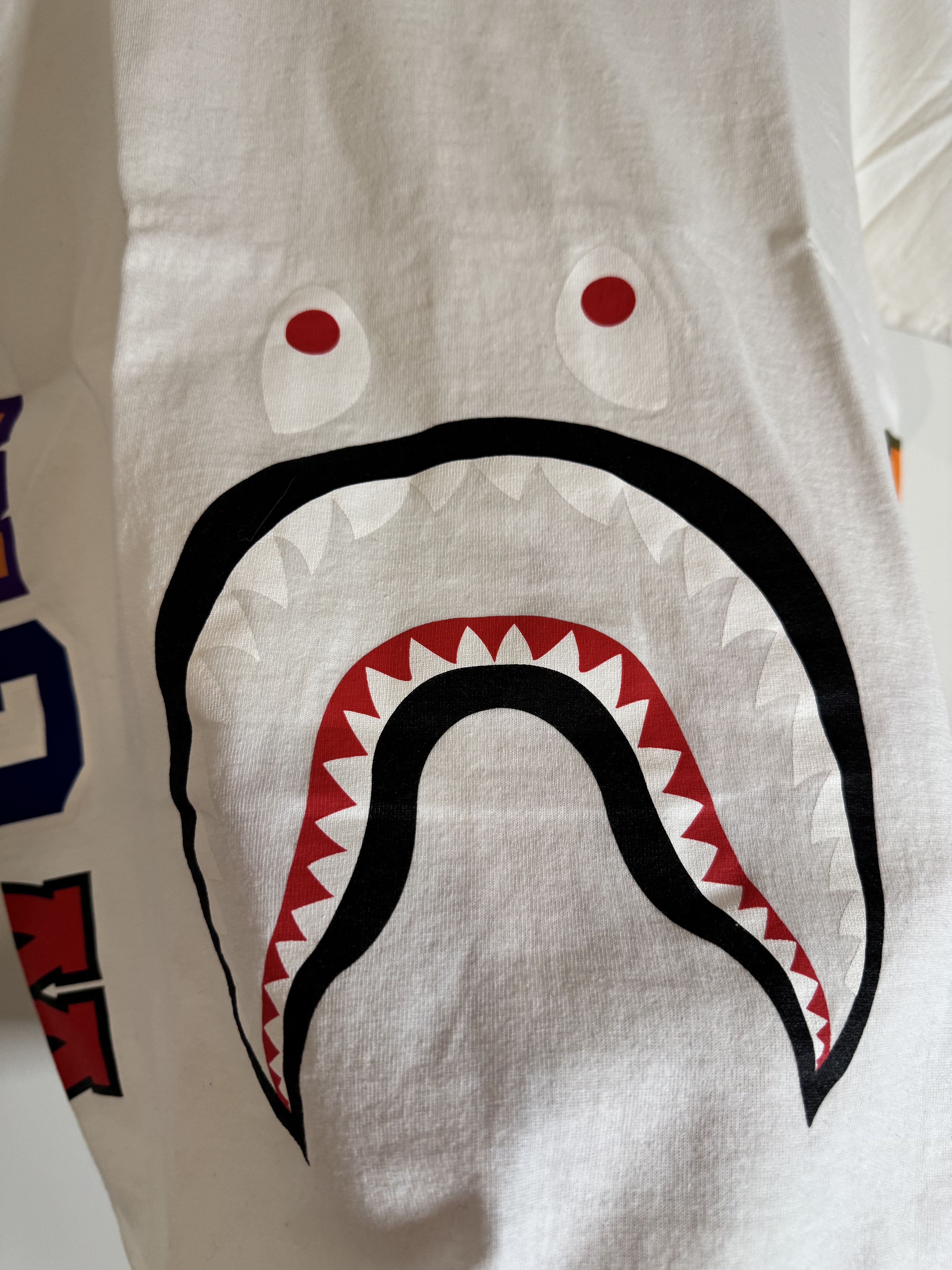 Bape Bape Shark Front & Back Side WGM Print White T-Shirts Medium Size US M / EU 48-50 / 2 - 5 Thumbnail