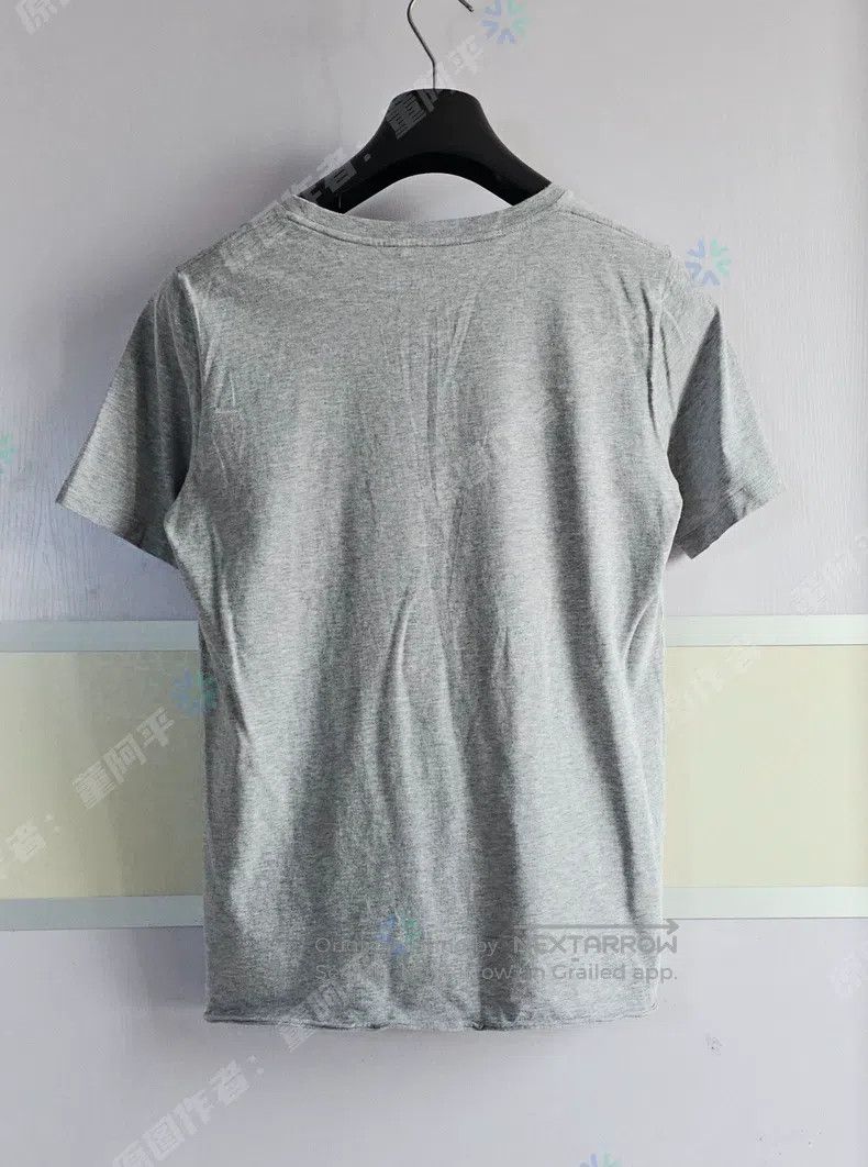 Saint Laurent Paris Saint Laurent Paris Grey short-sleeve T-shirt with classic Size US S / EU 44-46 / 1 - 4 Thumbnail