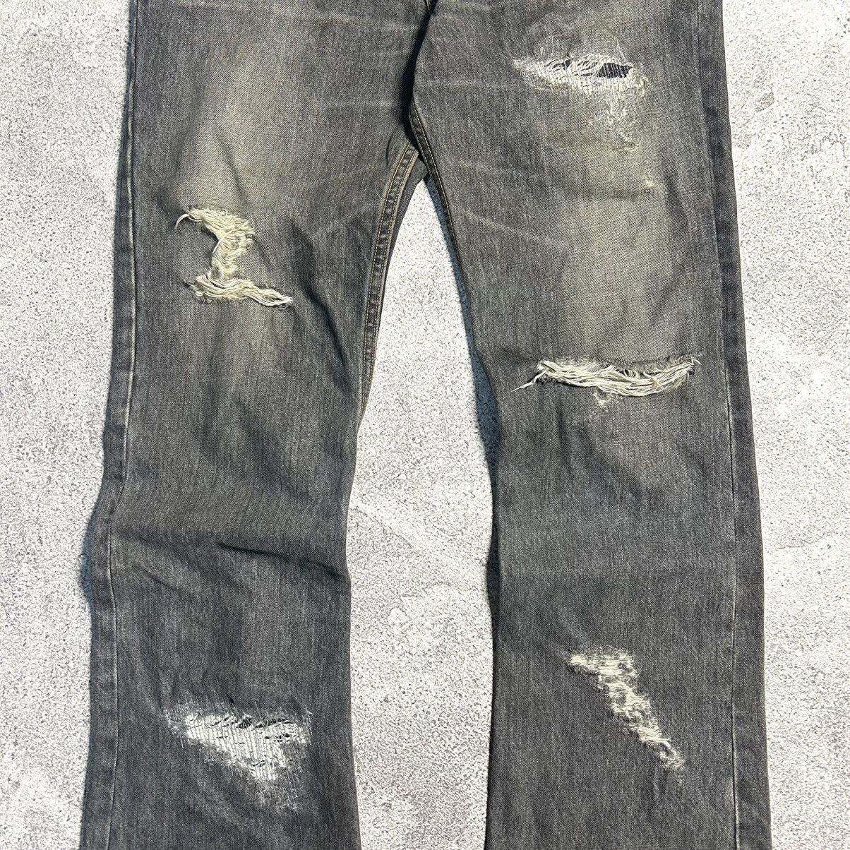 RIPVANWINKLE RIPVANWINKLE Crazy Disstressed Flared Denim Size US 31 - 18 Thumbnail