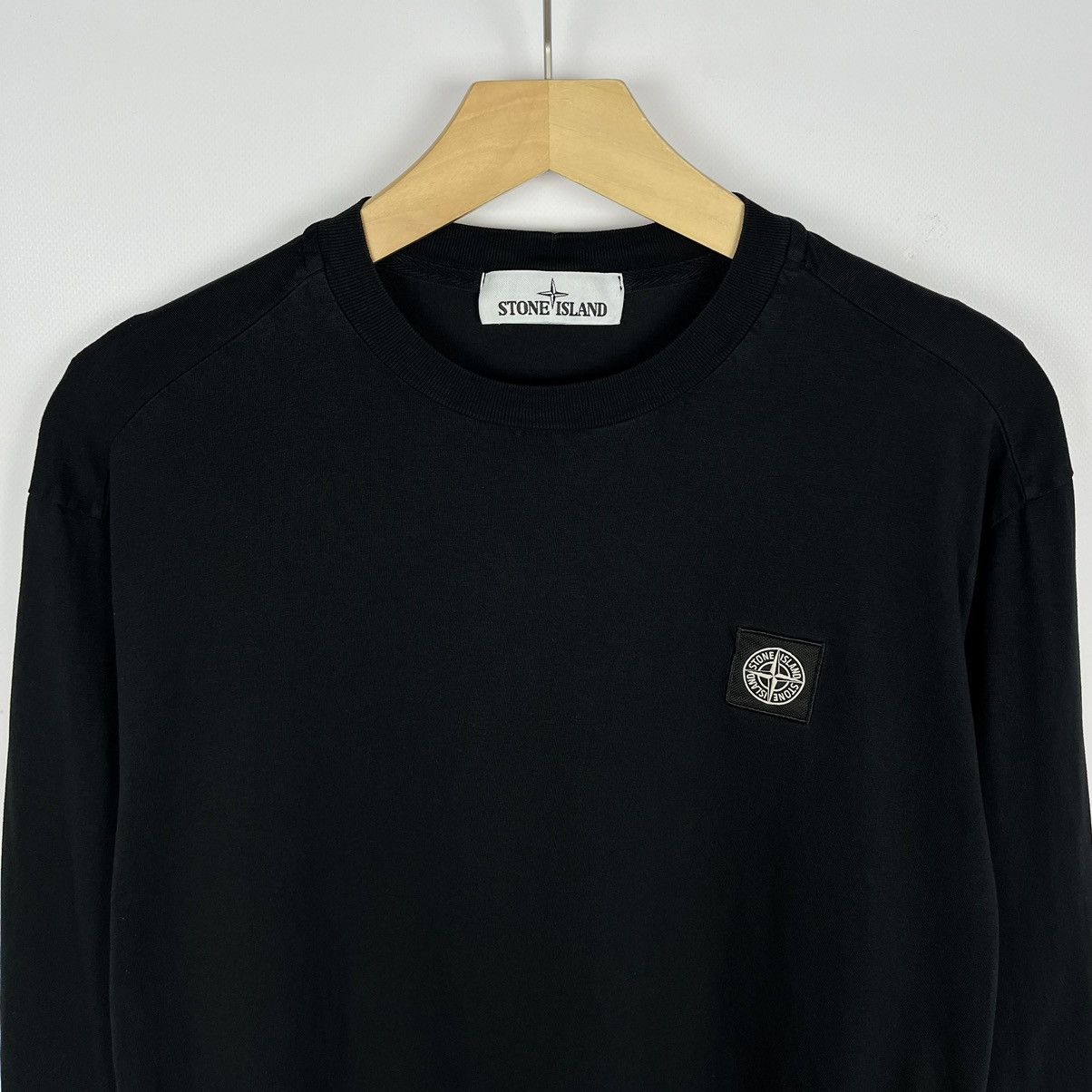 Stone Island Stone Island patch program long sleeve t shirt Size US M / EU 48-50 / 2 - 2 Thumbnail
