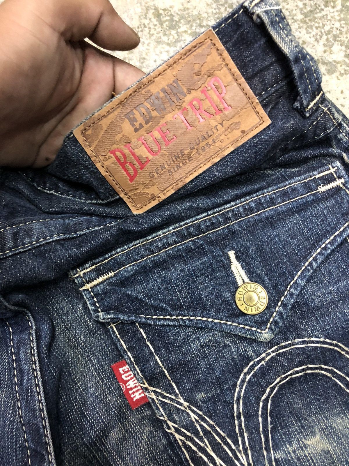 Hysteric Glamour × Japanese Brand Edwin Blue Trip Leg Twisted Washed Denim Size US 34 / EU 50 - 19 Thumbnail