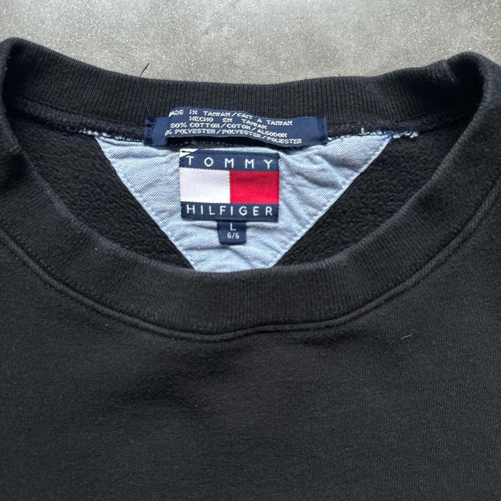 Tommy Hilfiger Tommy Hilfiger Black Faded Classic Crewneck Sweatshirt Size US L / EU 52-54 / 3 - 4 Thumbnail