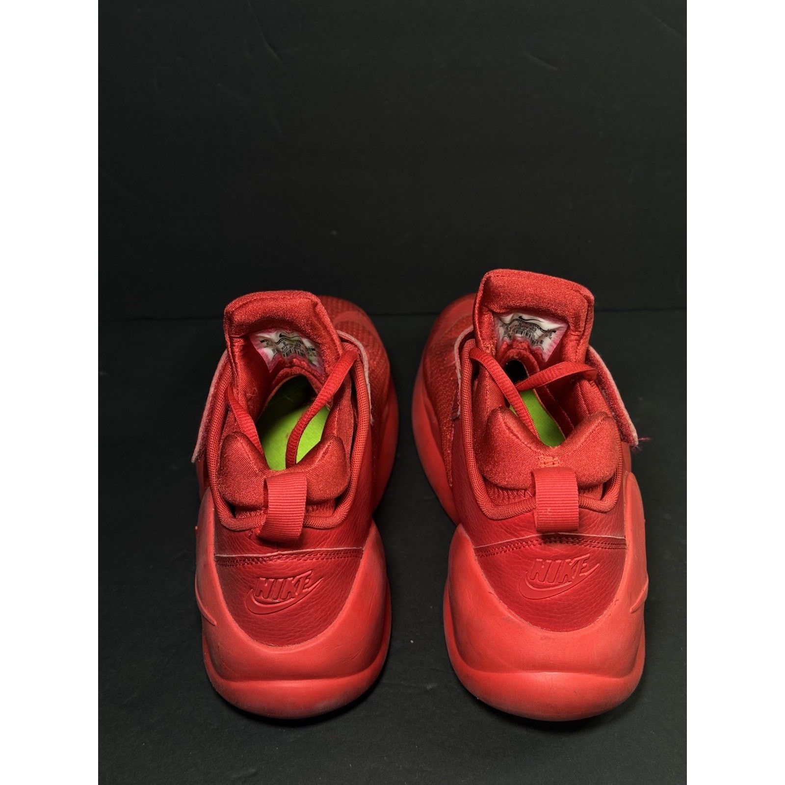 Nike Nike Kwazi Triple GS Red Mid Top JUNIOR Sneaker Size 6.5 Size US 6.5 / EU 39-40 - 4 Thumbnail