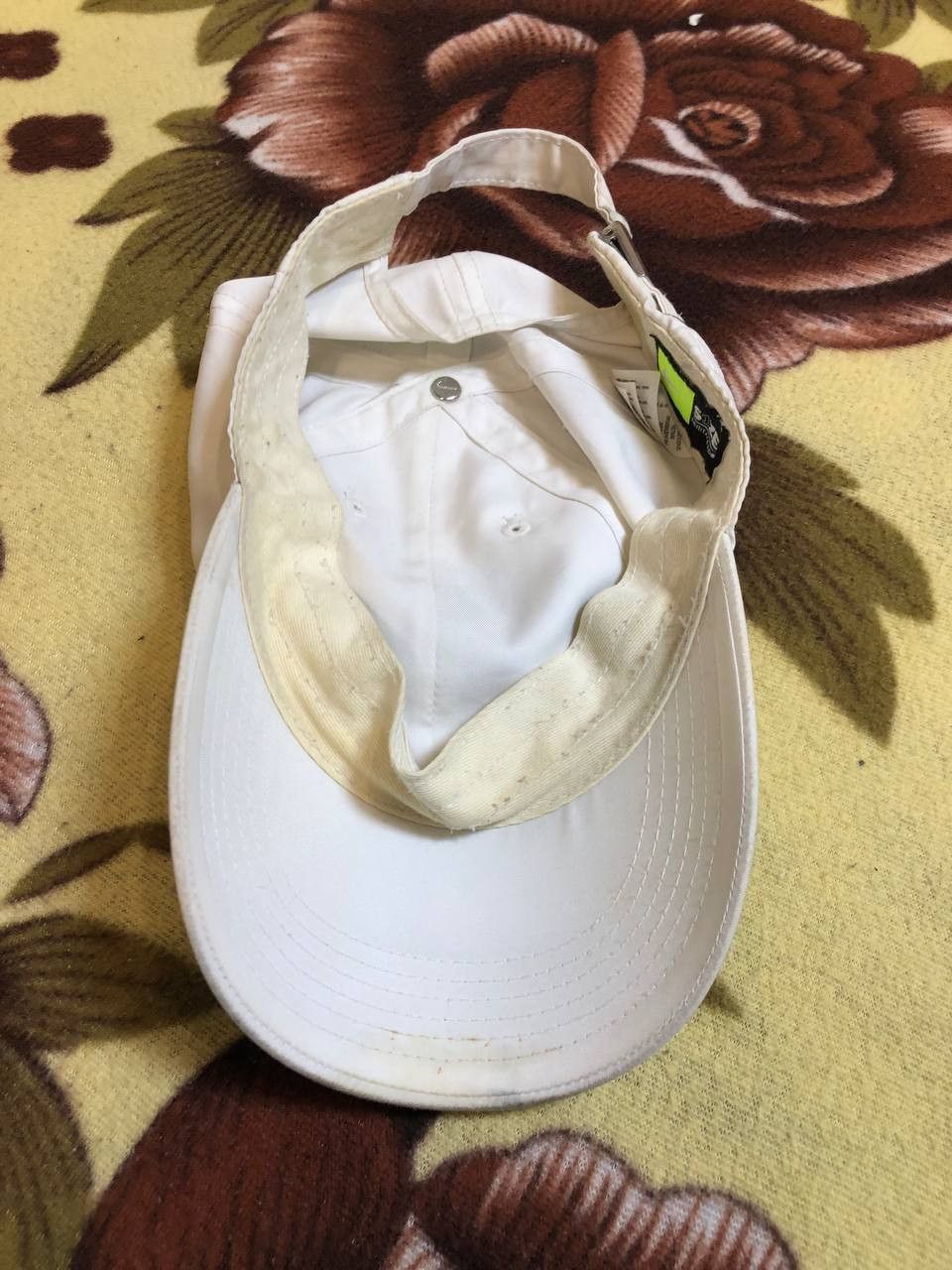 Nike Nike White Metal Swoosh Cap Hat Adjustable Size ONE SIZE - 13 Thumbnail