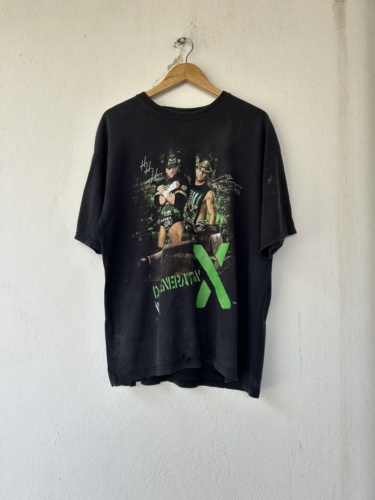 WWE wwe degeneration x shirt Size US XL / EU 56 / 4 - 1 Thumbnail