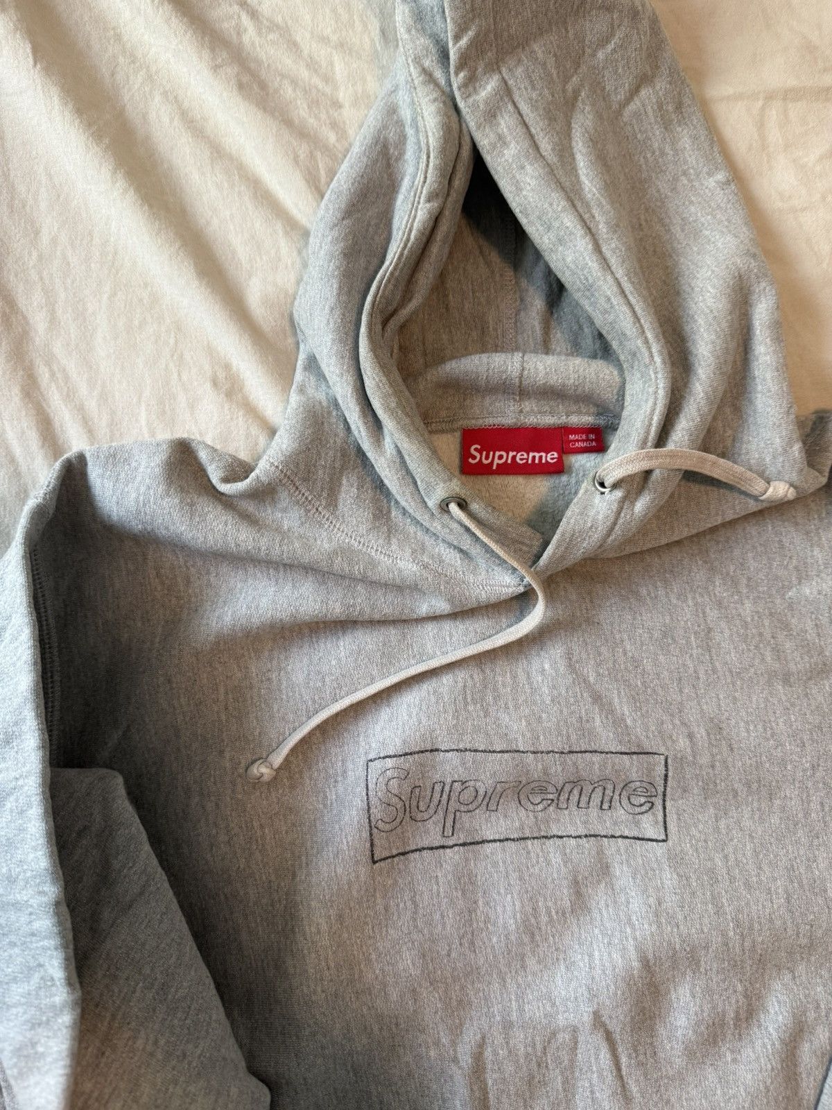 Kaws × Supreme Supreme x KAWS hoodie Size Large Size US L / EU 52-54 / 3 - 2 Thumbnail