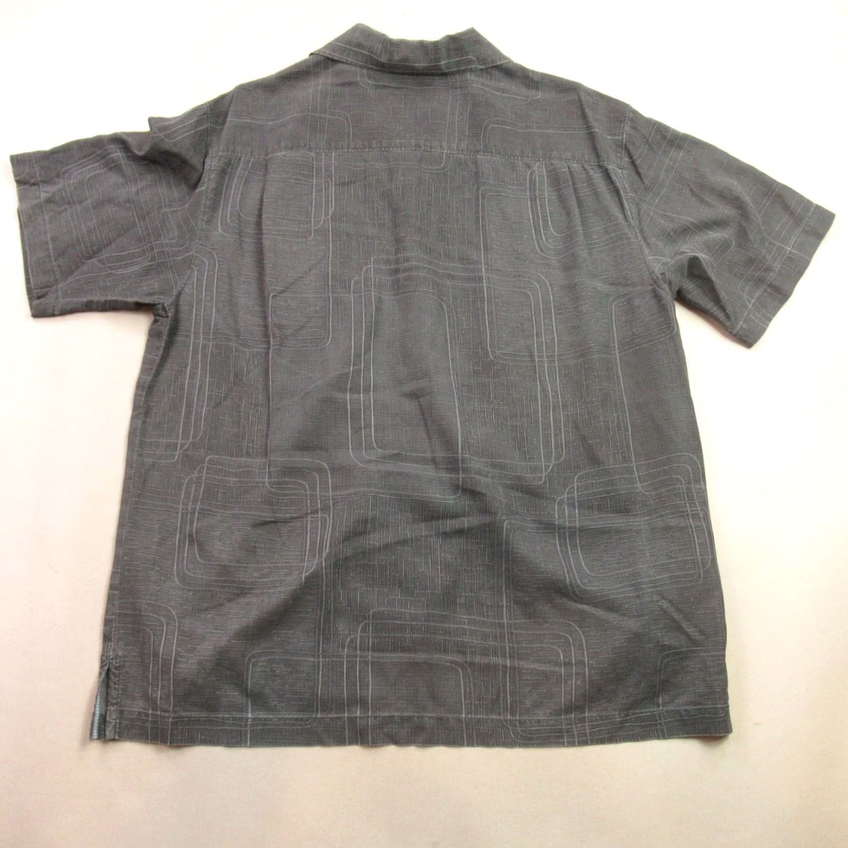 Tommy Bahama Tommy Bahama Shirt Mens Large Silk Short Sleeve Button Front Lightweight Gray Size US XL / EU 56 / 4 - 6 Thumbnail