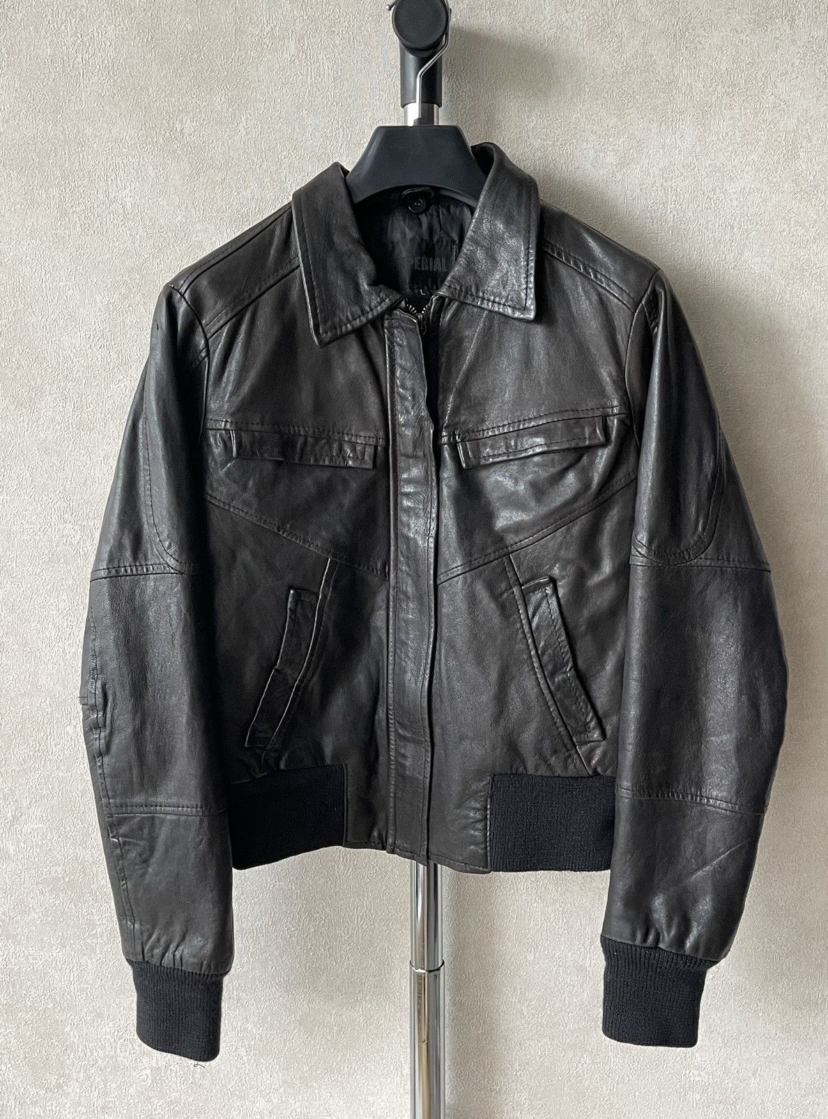 Imperial Vintage IMPERIAL Cropped Black Leather Bomber Jacket Italy Size S / US 4 / IT 40 - 1 Thumbnail