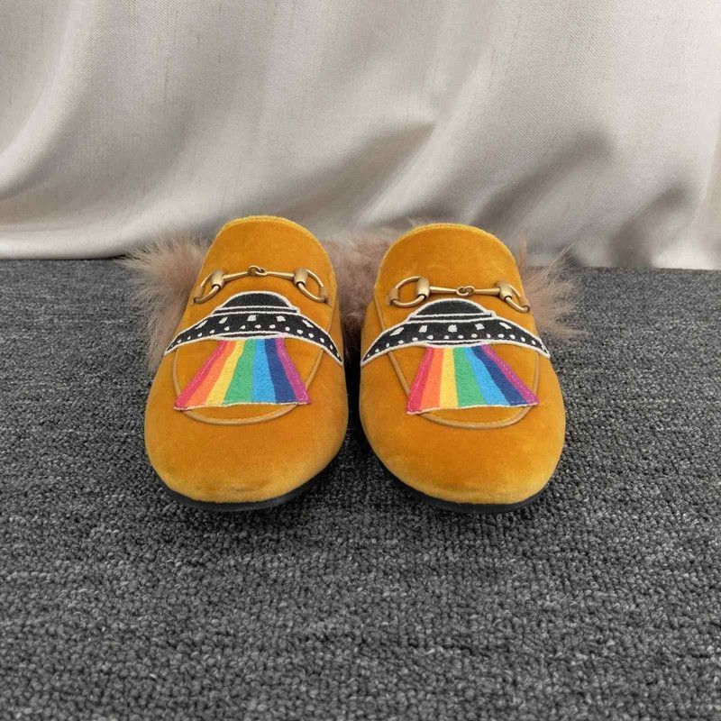 Gucci Gucci Rainbow UFO Embroidered Fur Slippers Size US 7.5 / EU 40-41 - 4 Thumbnail