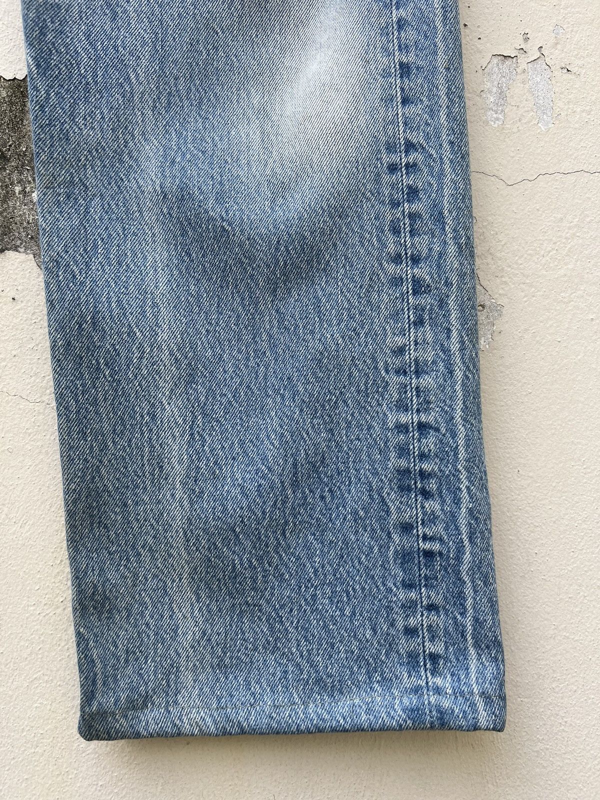 Levi's Vintage 80s Levi’s 501 Faded Light Blue Denim Jeans Size US 34 / EU 50 - 13 Thumbnail