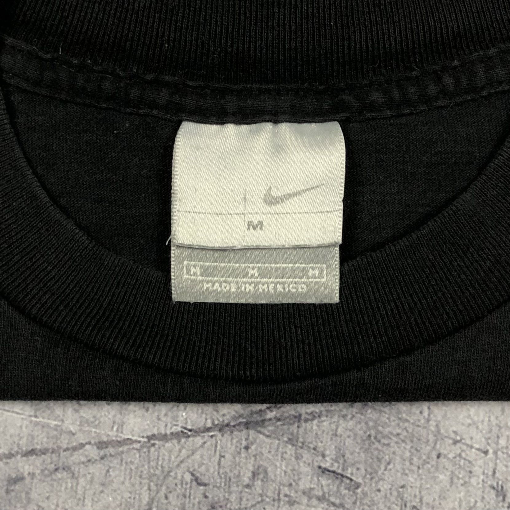 Nike Y2K Nike Centre Graphic Script Swoosh Vintage Tee gorpcore Size US M / EU 48-50 / 2 - 11 Thumbnail