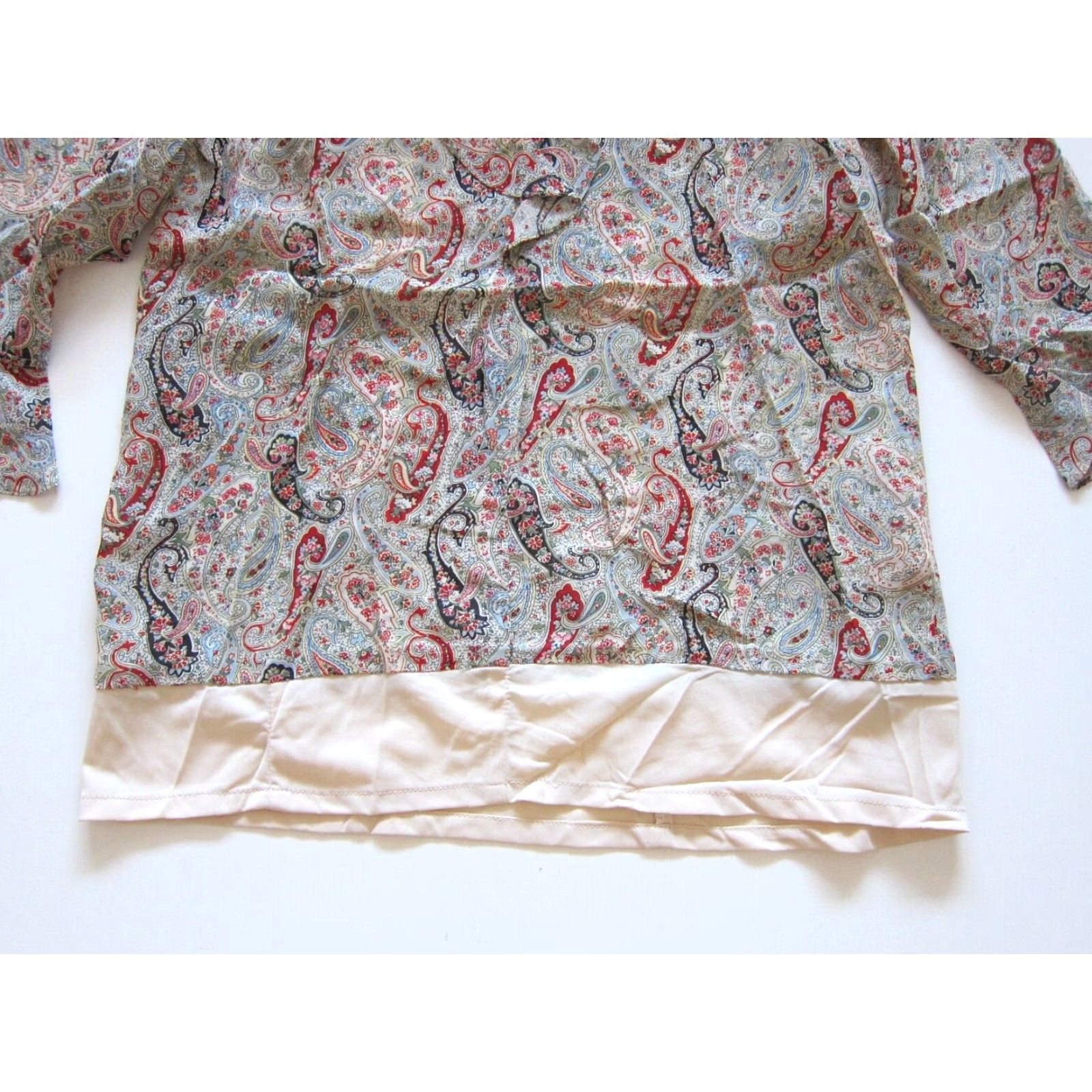 Liz Claiborne Liz Claiborne Blouse 3/4 Sleeve V-Neck Paisley Ruffle 100% Rayon Red Green Blue S Womens Size S / US 4 / IT 40 - 6 Thumbnail