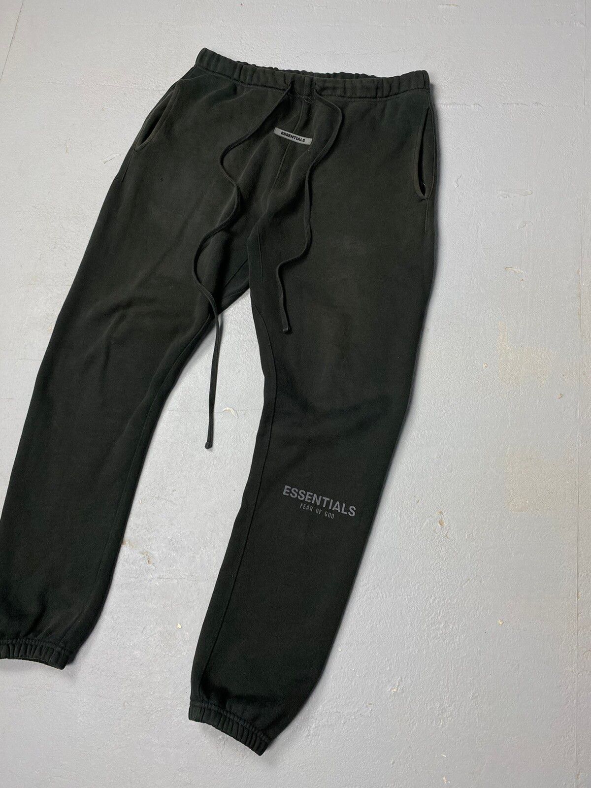 Pre-owned Fear Of God Distressed  Essentials Sweatpants In Faded Black
