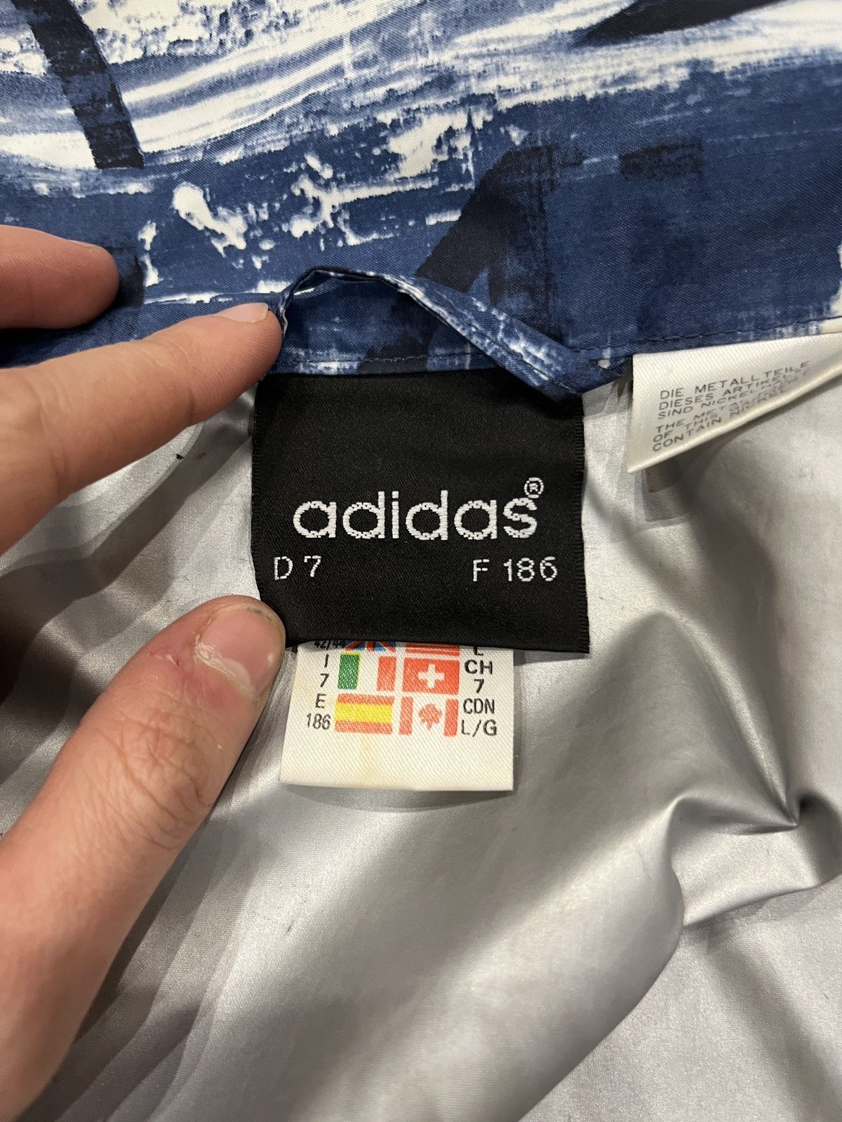 Adidas originals vintage windbreaker