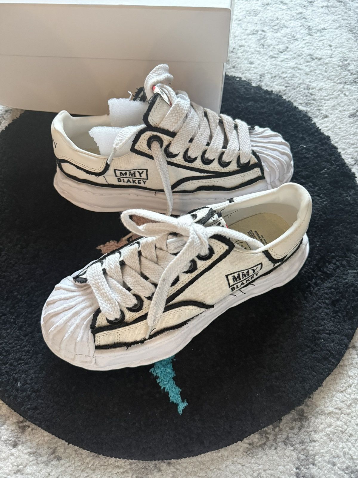 Maison MIHARA YASUHIRO Maison MIHARA YASUHIRO Blakey Low OG Overhanging Sneakers Size US 8 / EU 41 - 3 Thumbnail