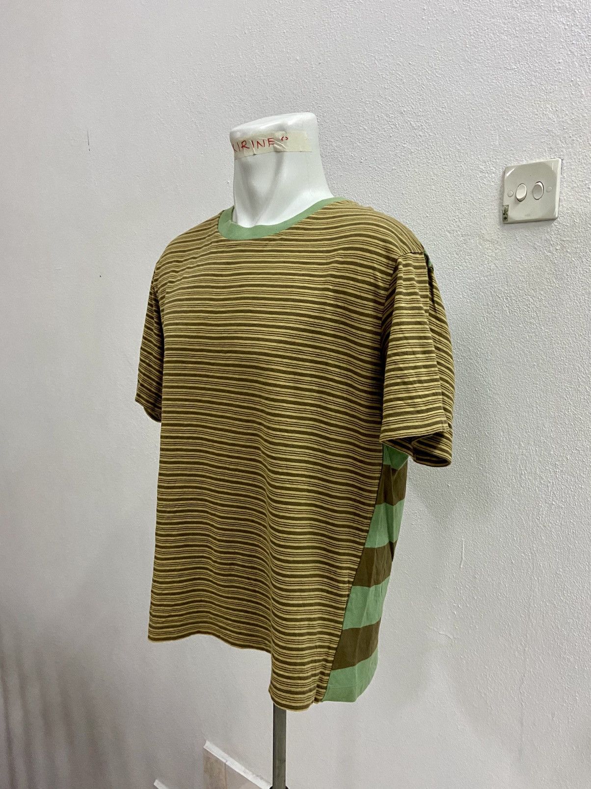 Marni × Uniqlo UNIQLO x MARNI COLLAB TEE Size US L / EU 52-54 / 3 - 5 Thumbnail