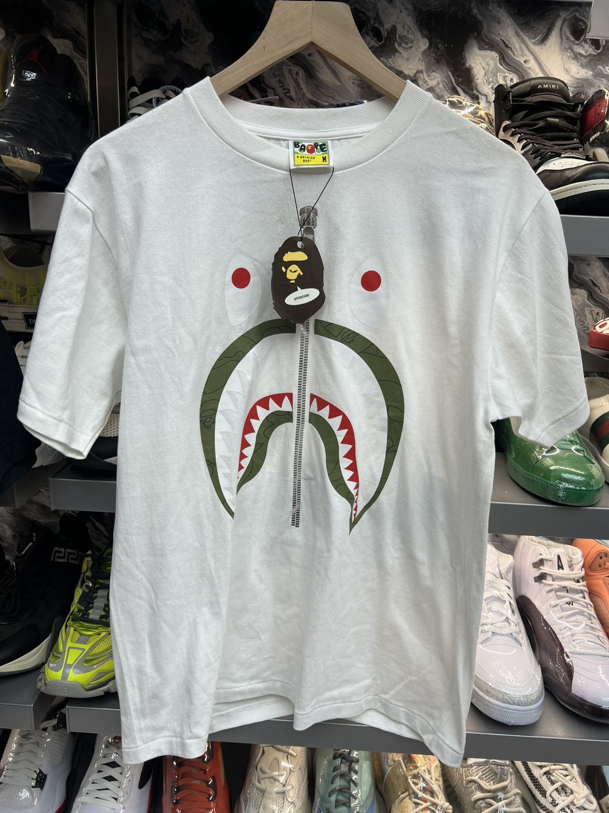Bape Bape 1st Camo Shark Tee Size US M / EU 48-50 / 2 - 1 Thumbnail
