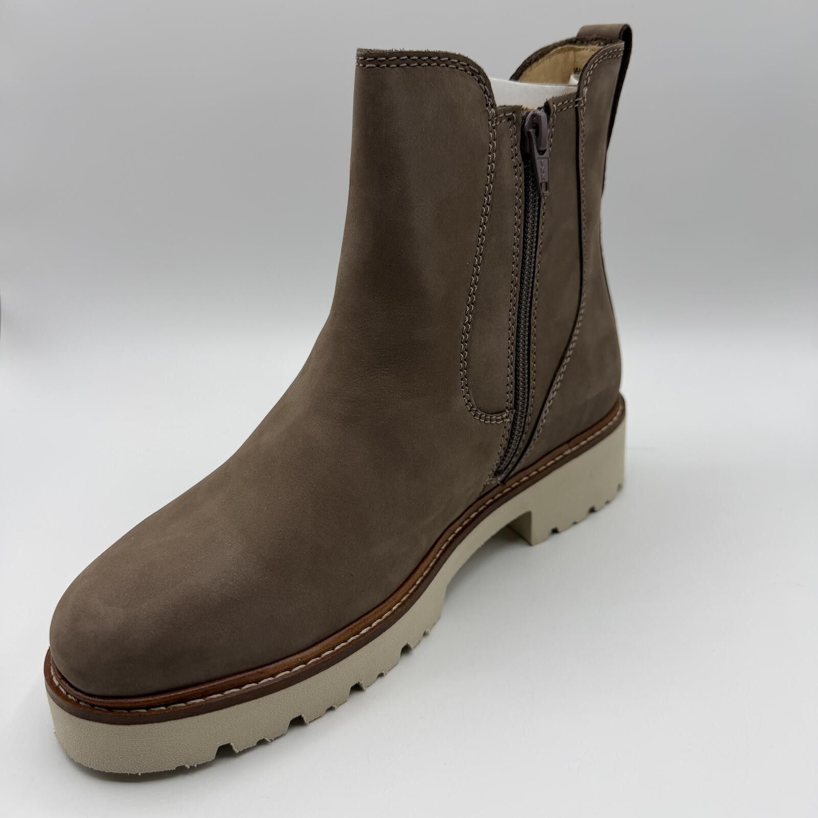 Samuel Hubbard Samuel Hubbard Made in Portugal Van Ness Chelsea Boot Nubuck Size US 7 / IT 37 - 8 Thumbnail