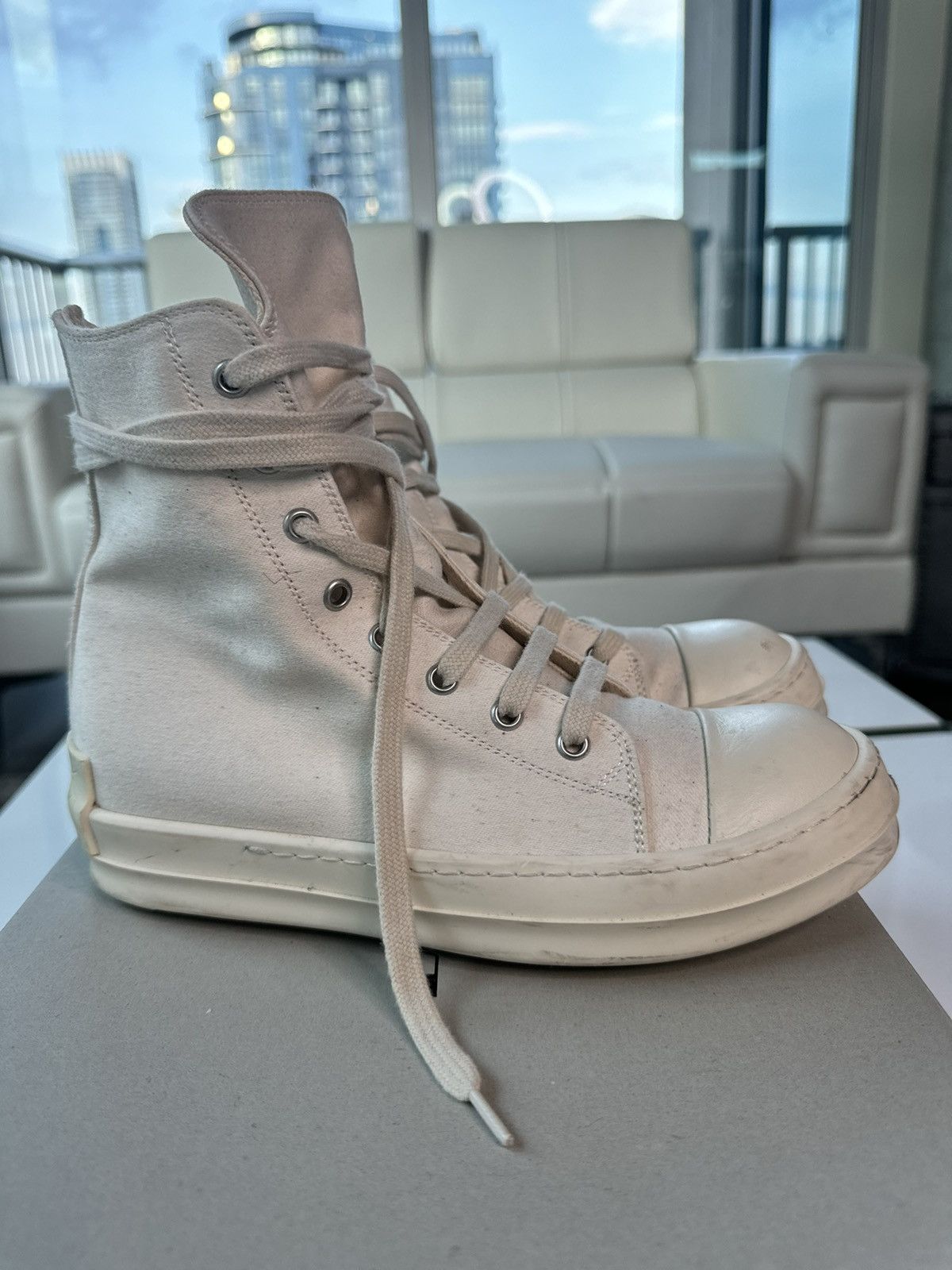Rick Owens Rick Owen’s ramones high milk Size US 6.5 / IT 36.5 - 2 Thumbnail