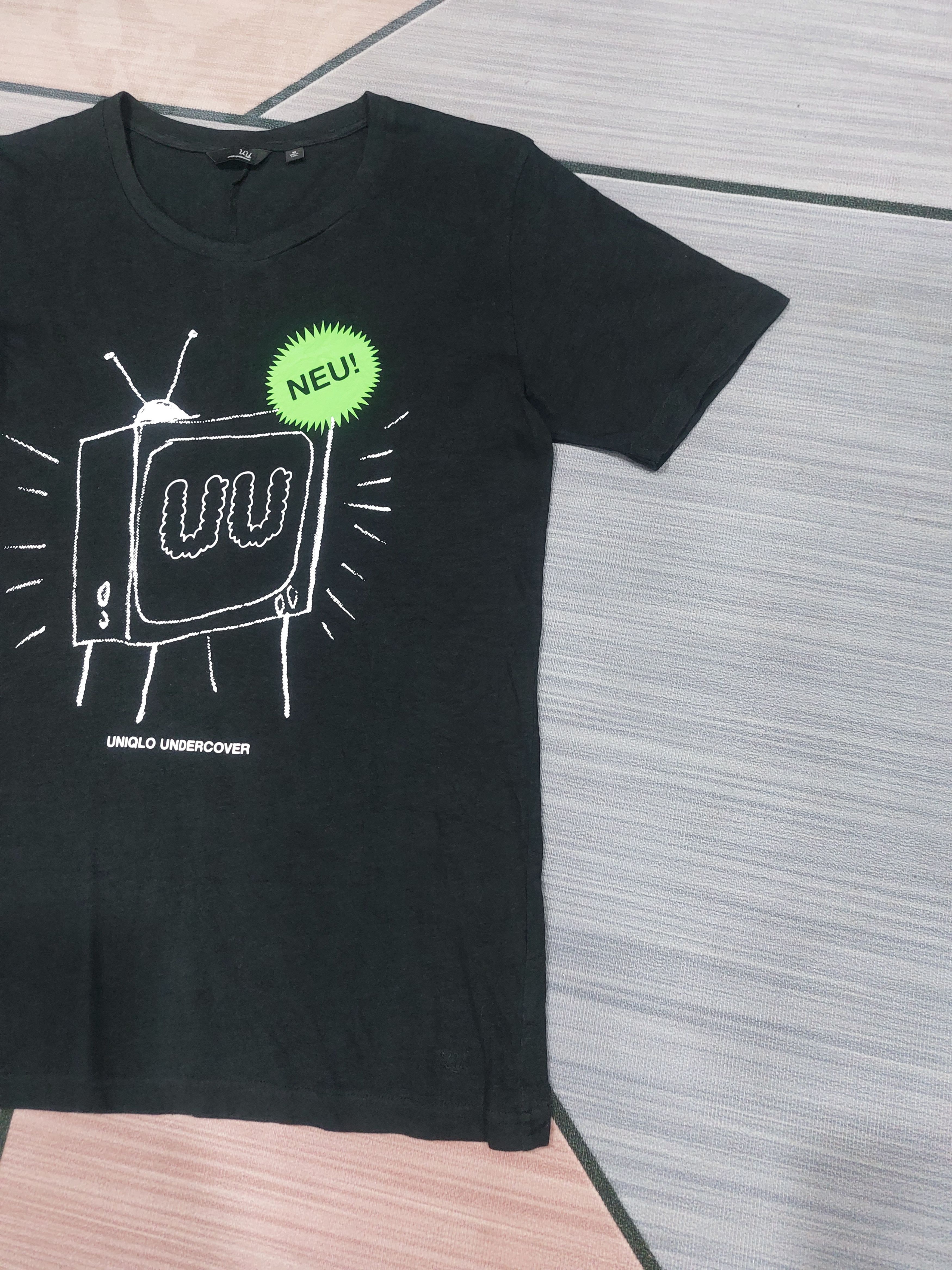If Six Was Nine × Jun Takahashi × Undercover UNDERCOVER X UNIQLO TELEVISION NEU TEE Size US S / EU 44-46 / 1 - 4 Thumbnail