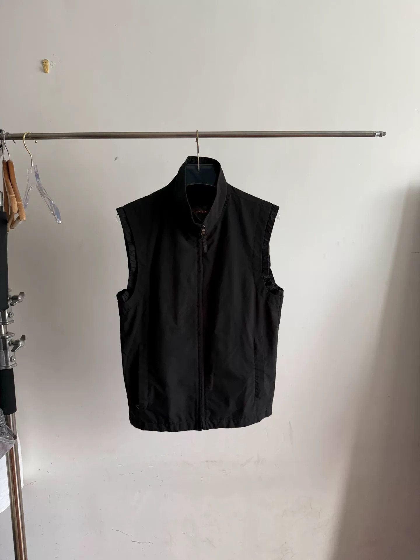 Prada Prada Nylon Vest with Red Label Size US M / EU 48-50 / 2 - 1 Thumbnail