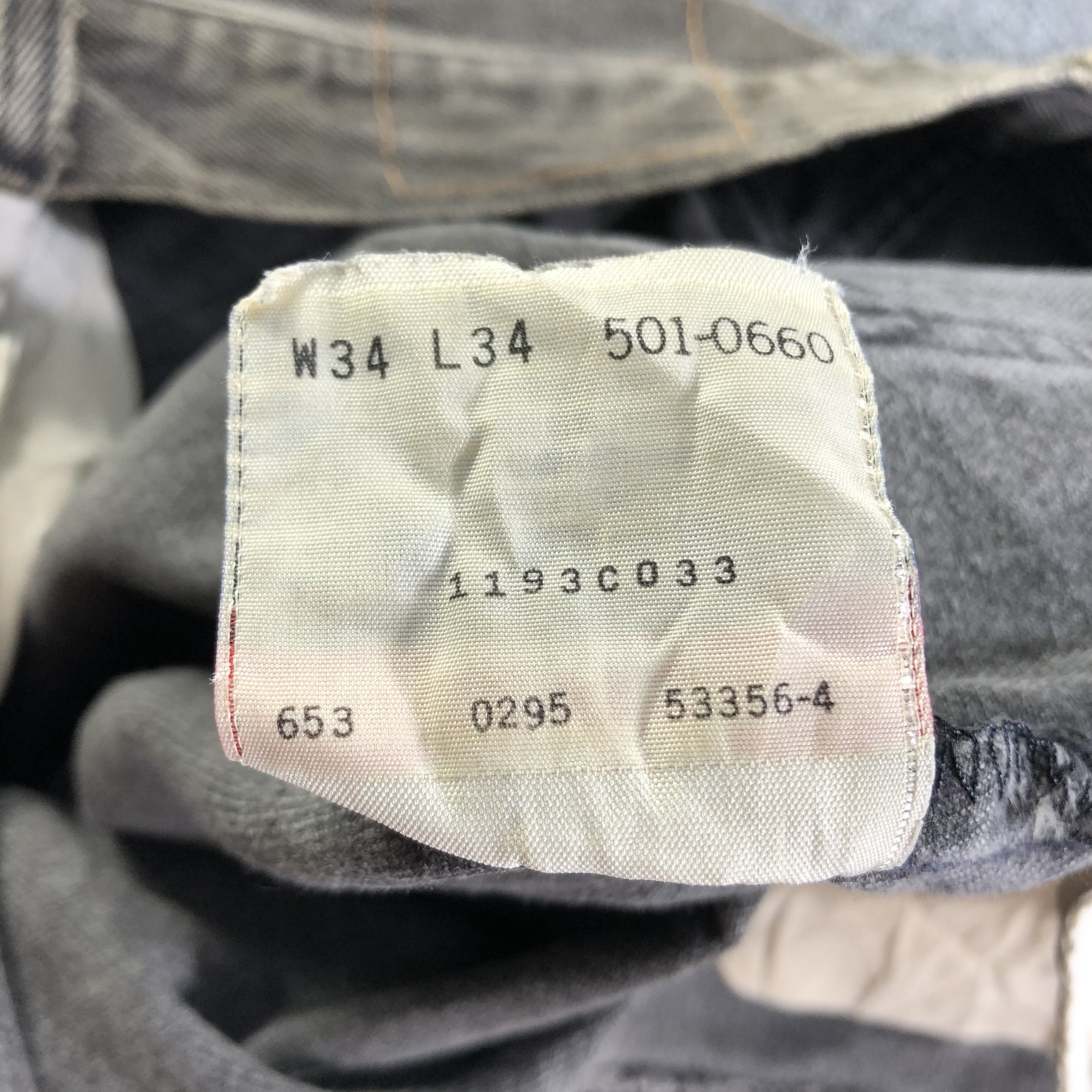 Levi's Vintage Levis 501 Jeans-J3735 Size US 33 - 12 Thumbnail